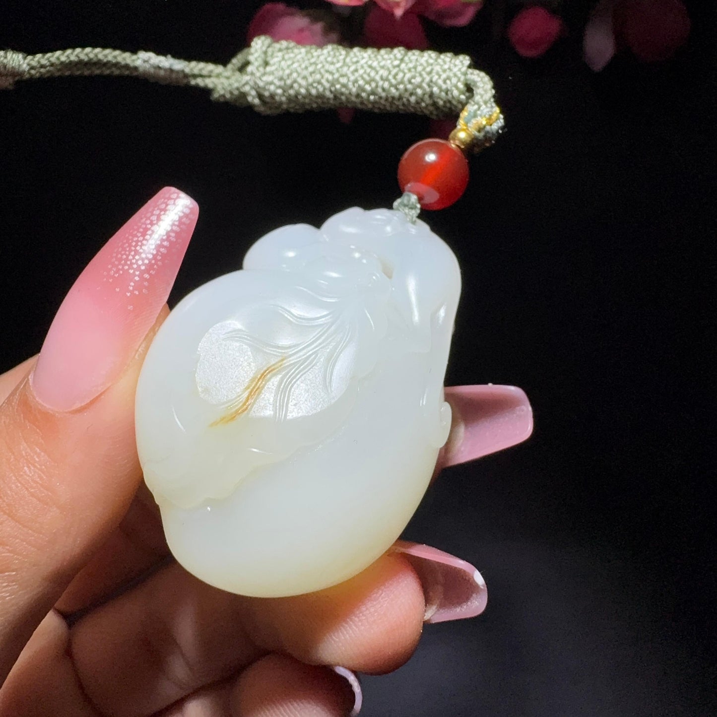 和田玉籽料猴子吊坠(37.1g)