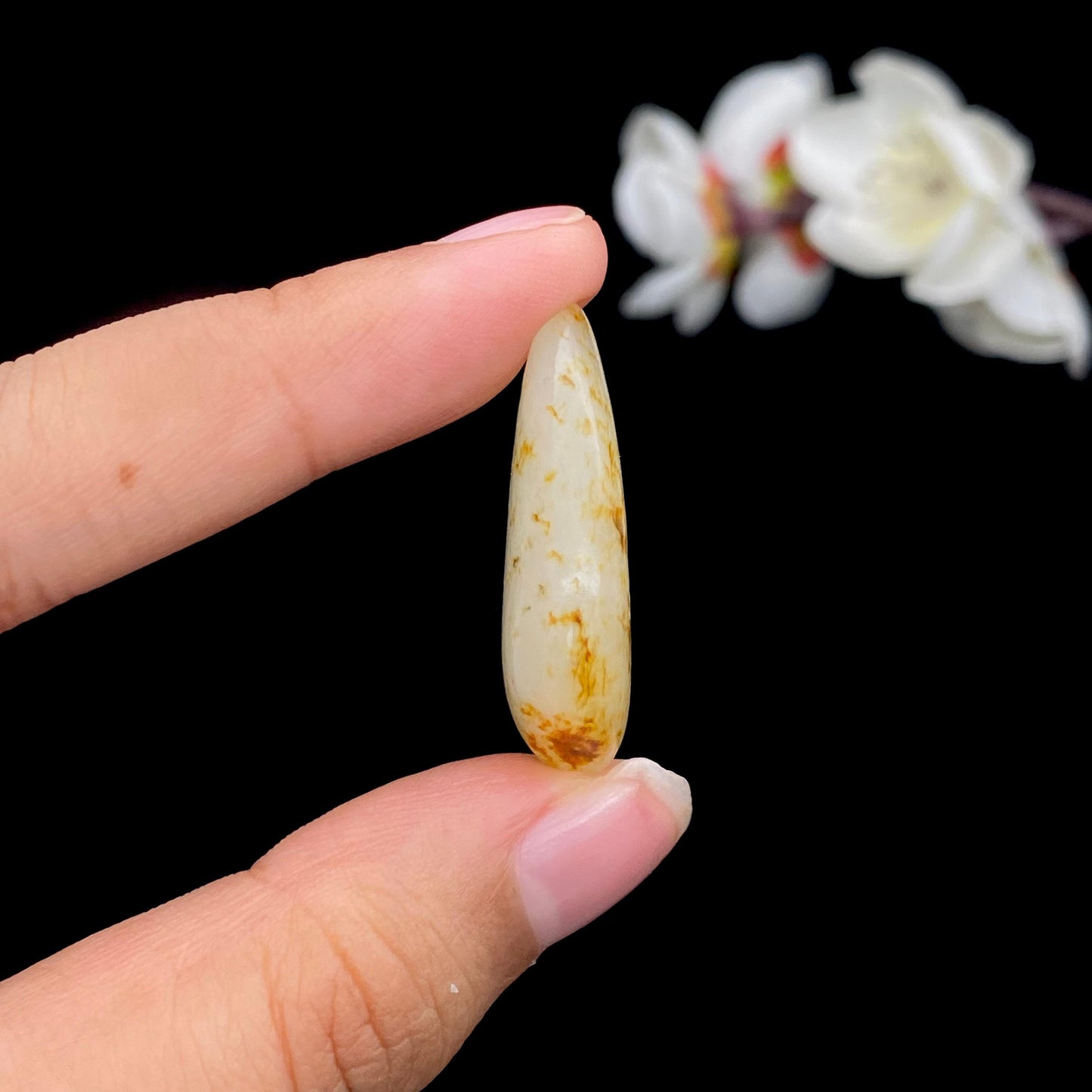 和田玉洒金皮籽料吊坠籽(8.2g)
