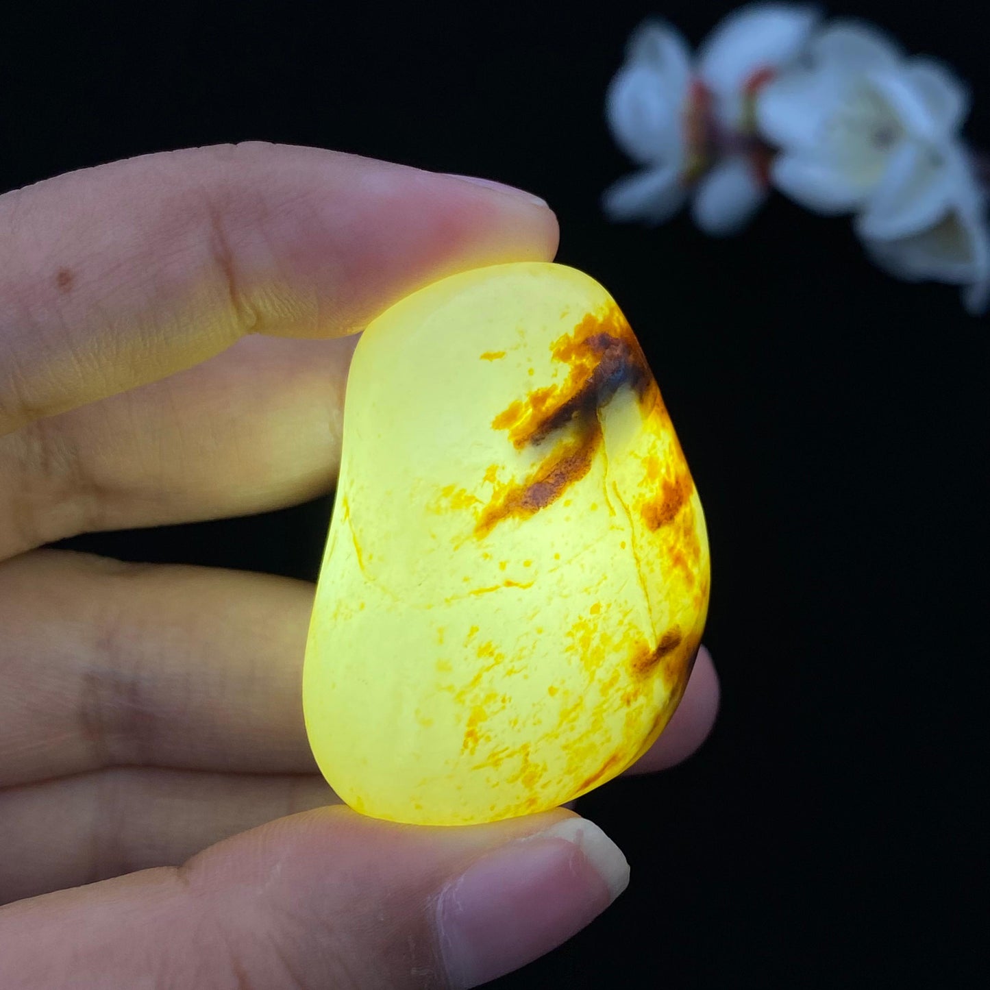 和田玉聚红皮籽料挂件(36.3g)