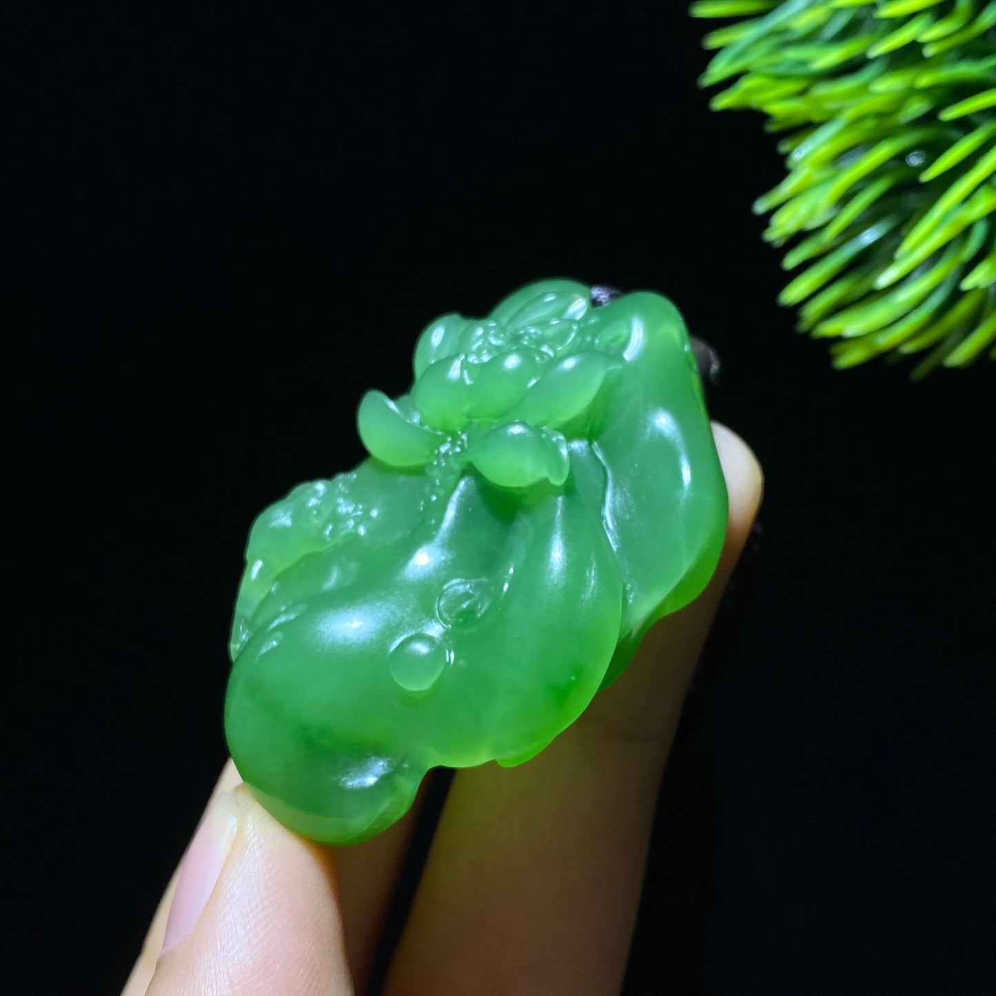 和田玉碧玉花开富贵挂件(21.6g)