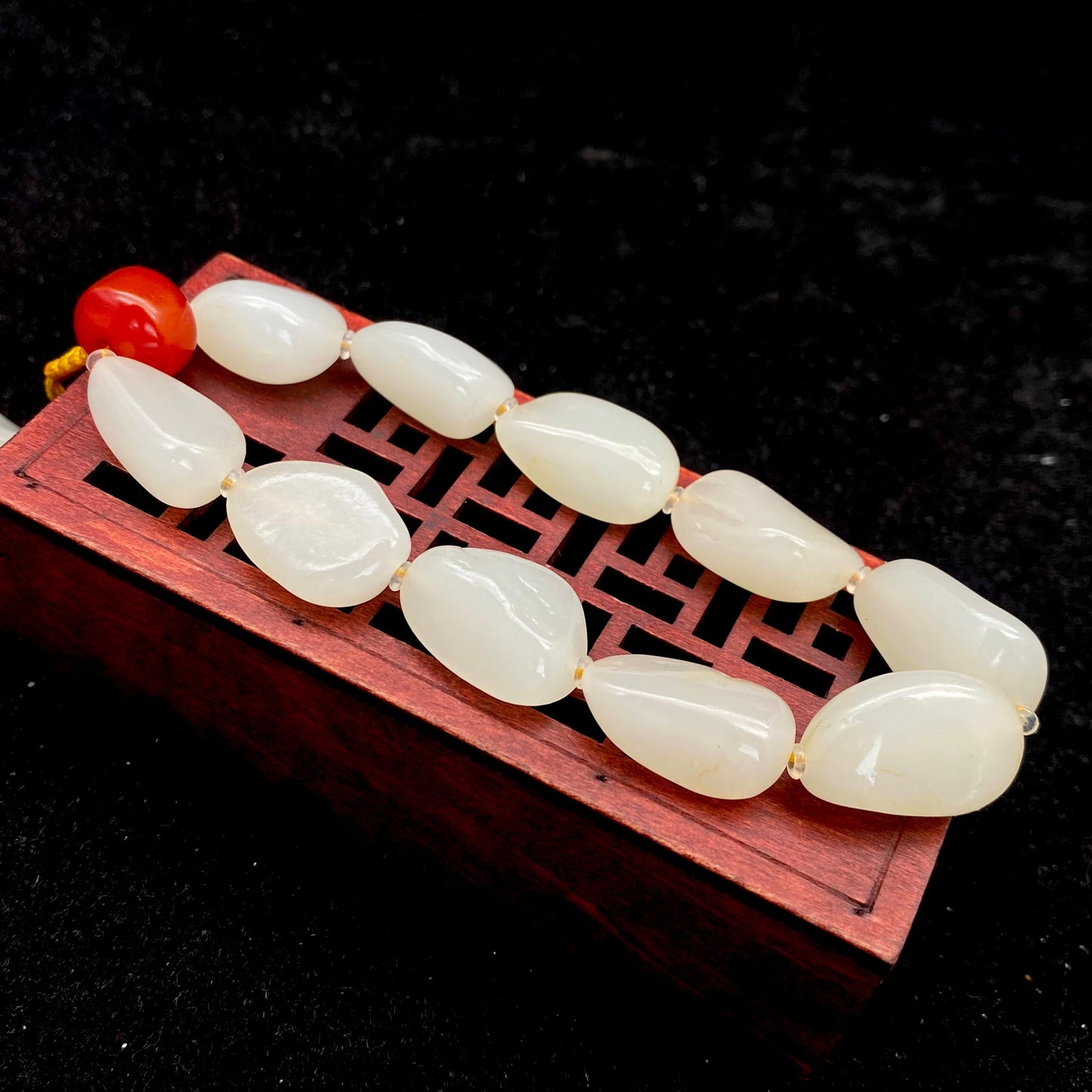 和田玉白玉【精品手串】(38.2g)