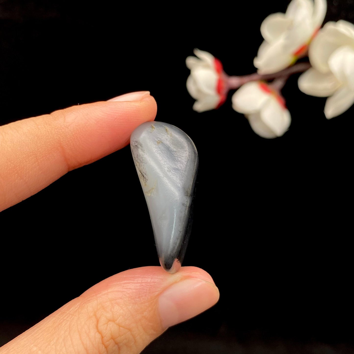 和田玉青花籽料原石(13.2g)