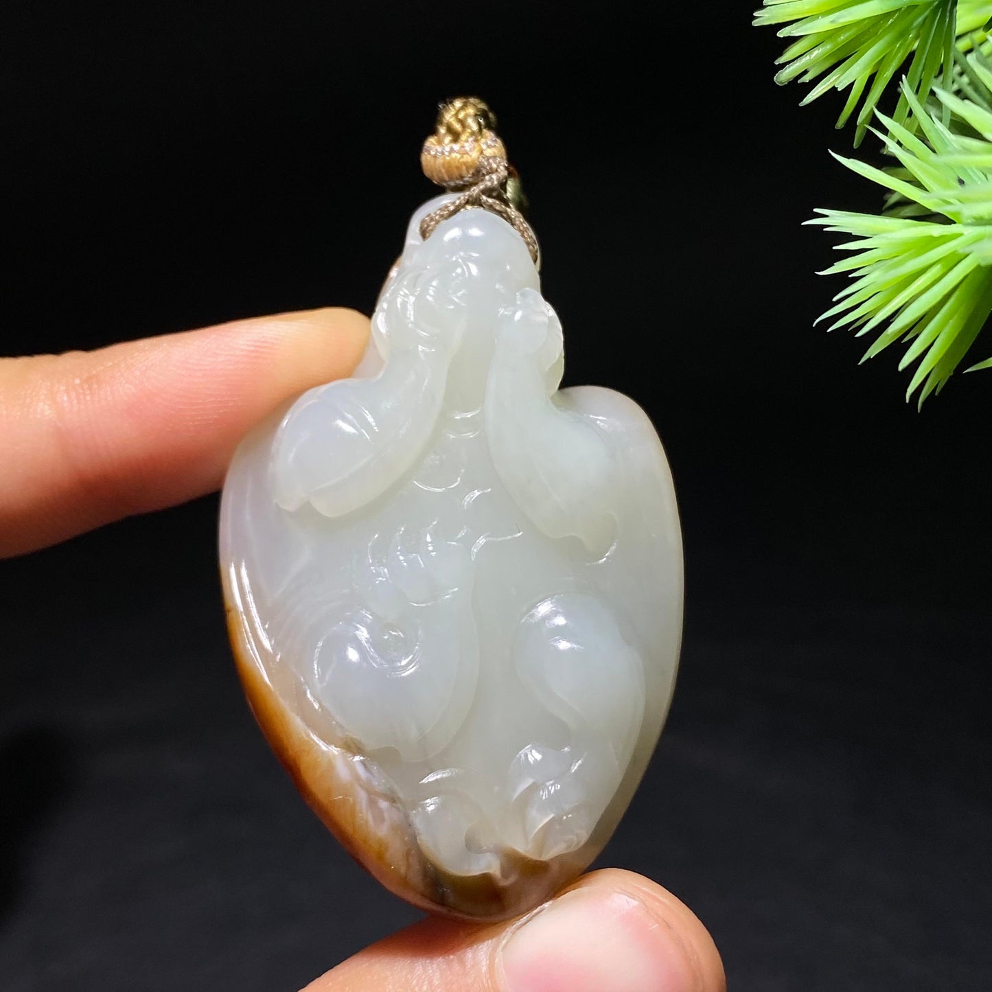 和田玉籽料龙龟挂件(37.1g)