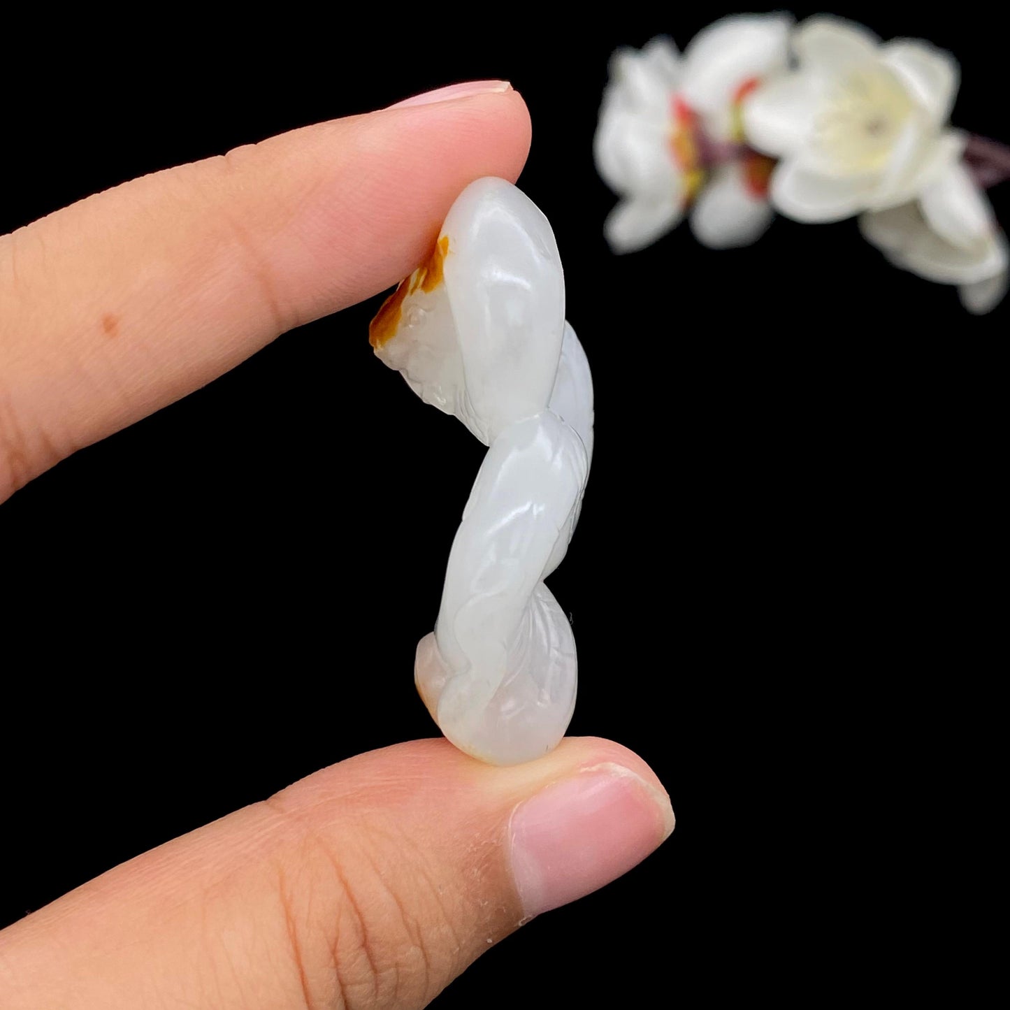 和田玉籽料生肖蛇【腰缠万贯】(17.7g)