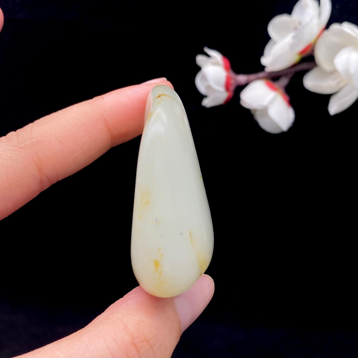 和田玉洒金皮籽料原石(68.6g)