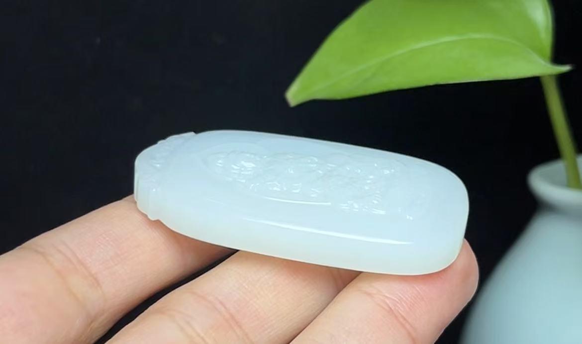 和田羊脂玉普贤菩萨(30.7g)