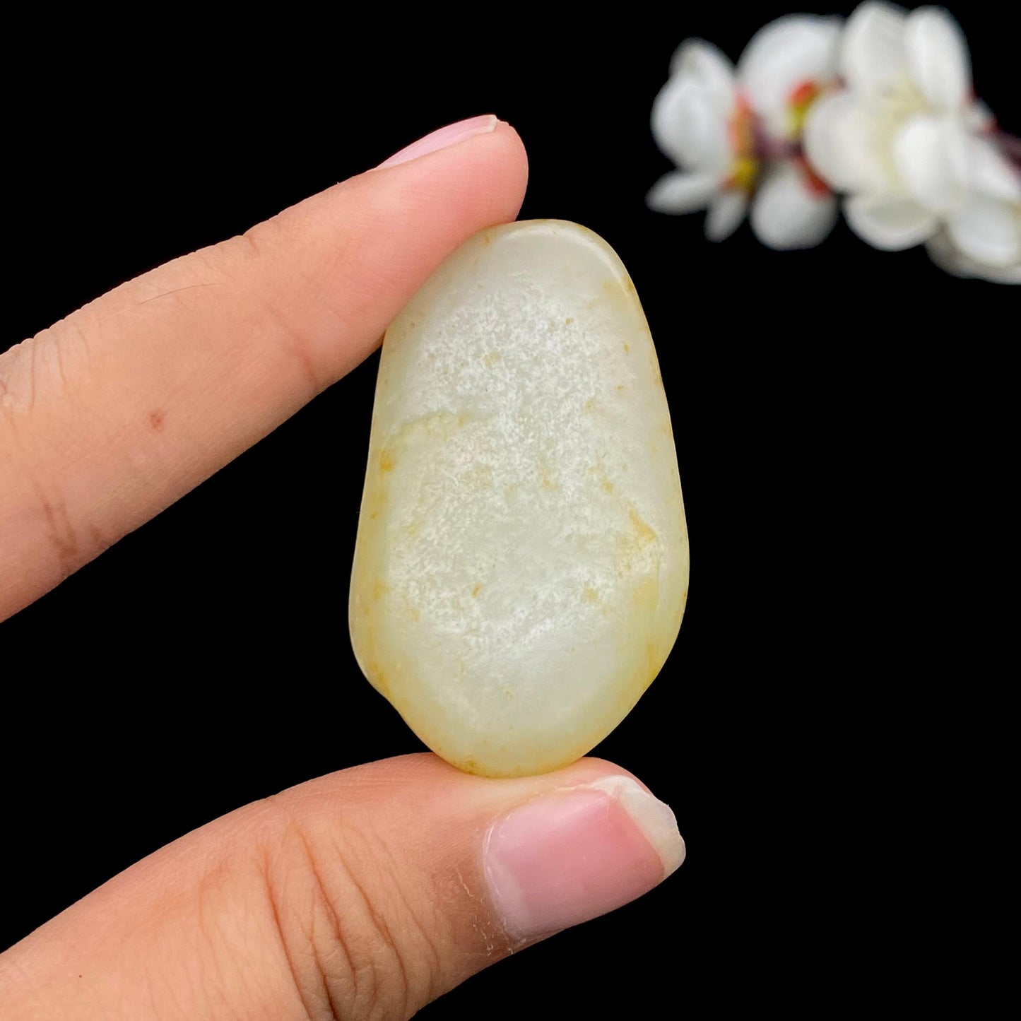 和田玉洒红皮籽料挂件(29.3g)