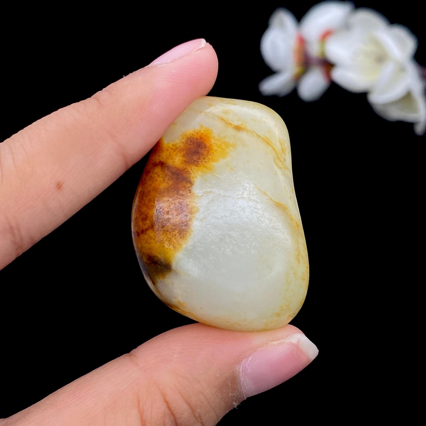 和田玉聚红皮籽料挂件(36.3g)