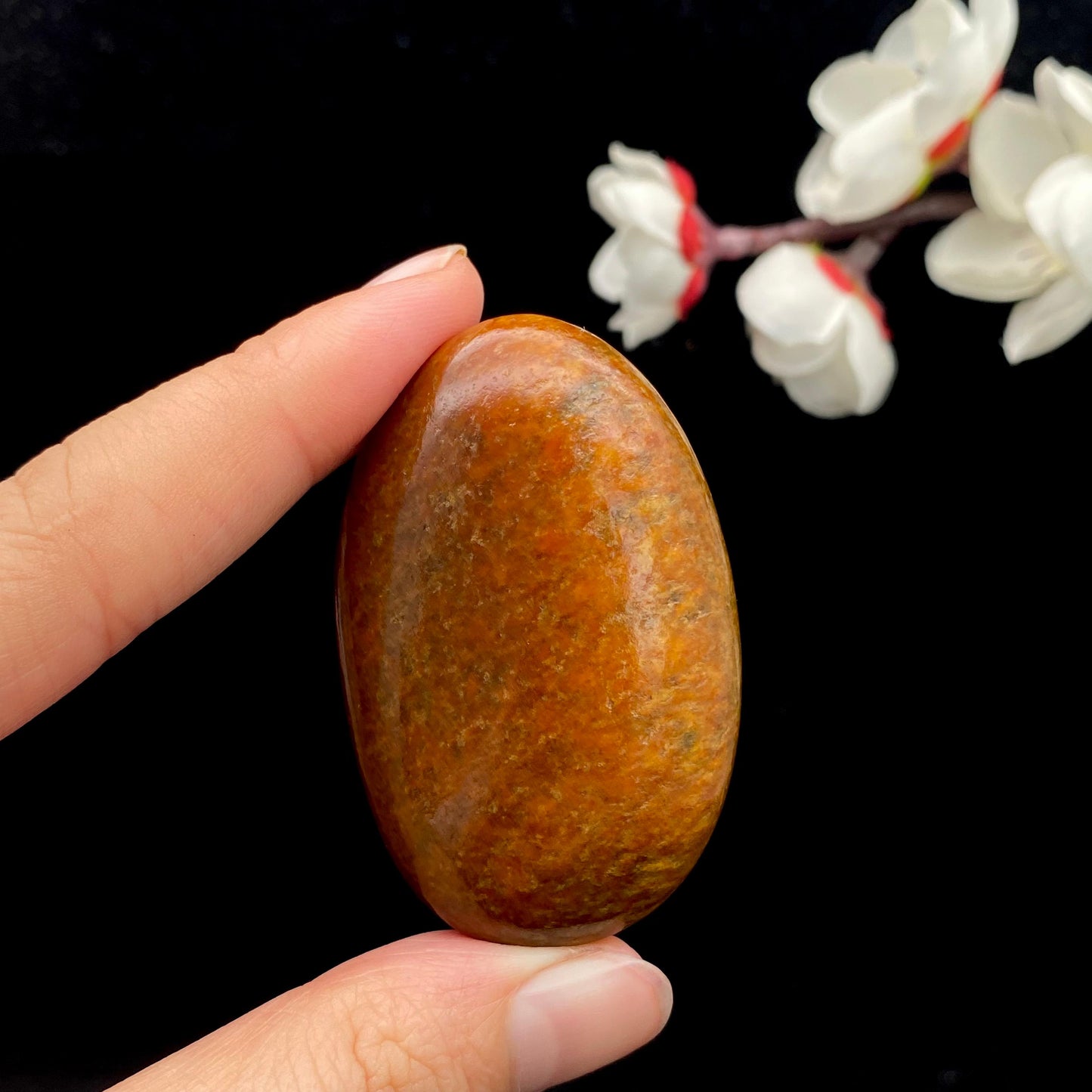 和田玉红沁皮籽料原石(49.2g)