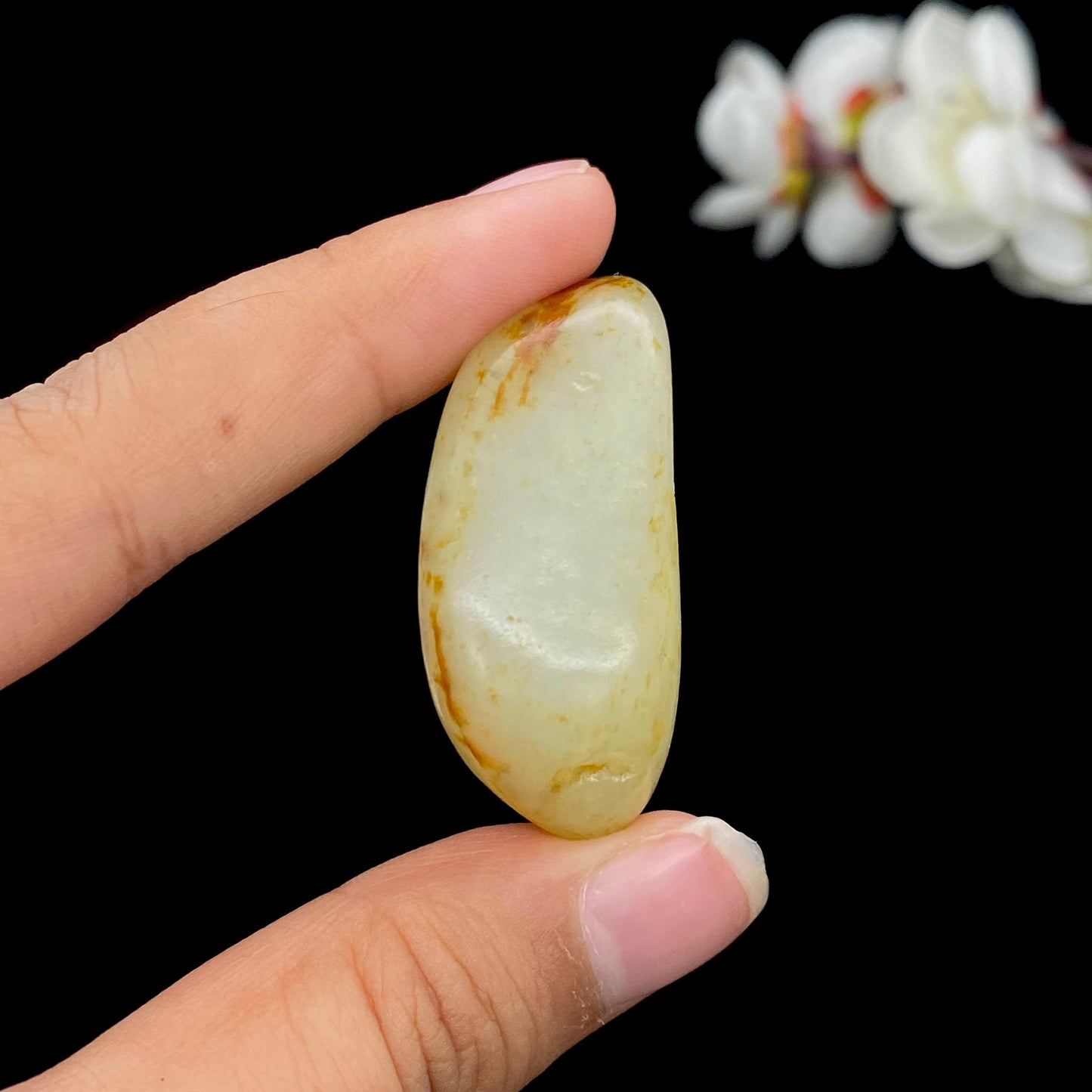 和田玉洒红皮籽料挂件(29.3g)