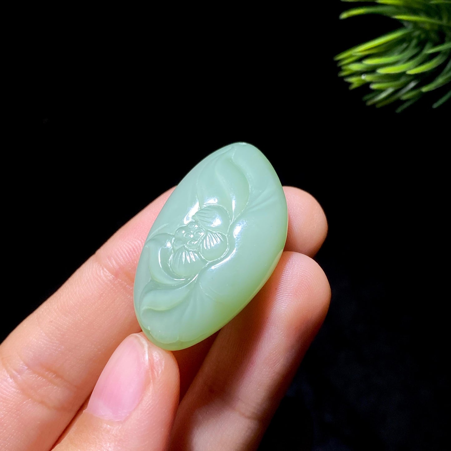 和田玉碧玉粉青花开富贵(11.8g)