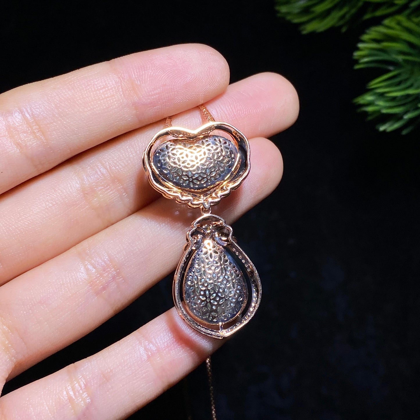 和田玉18k金碧玉猫眼钻石项链(10.0g)