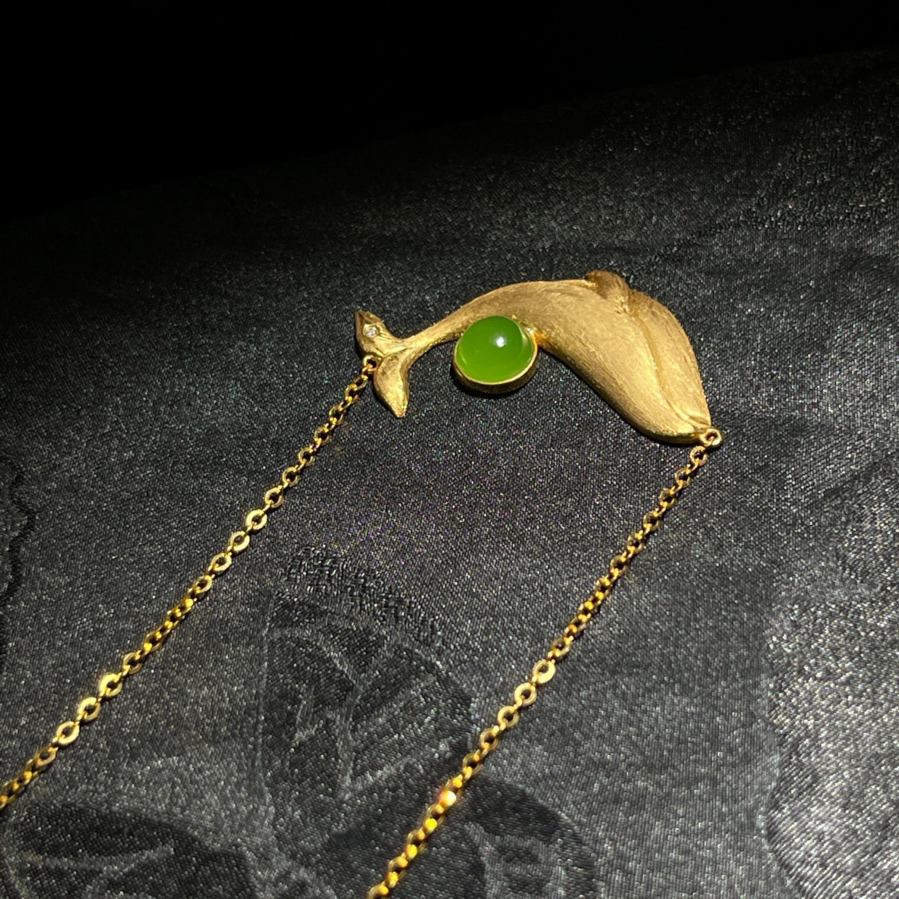 和田玉碧玉苹果绿金镶鲸鱼锁骨链(g)