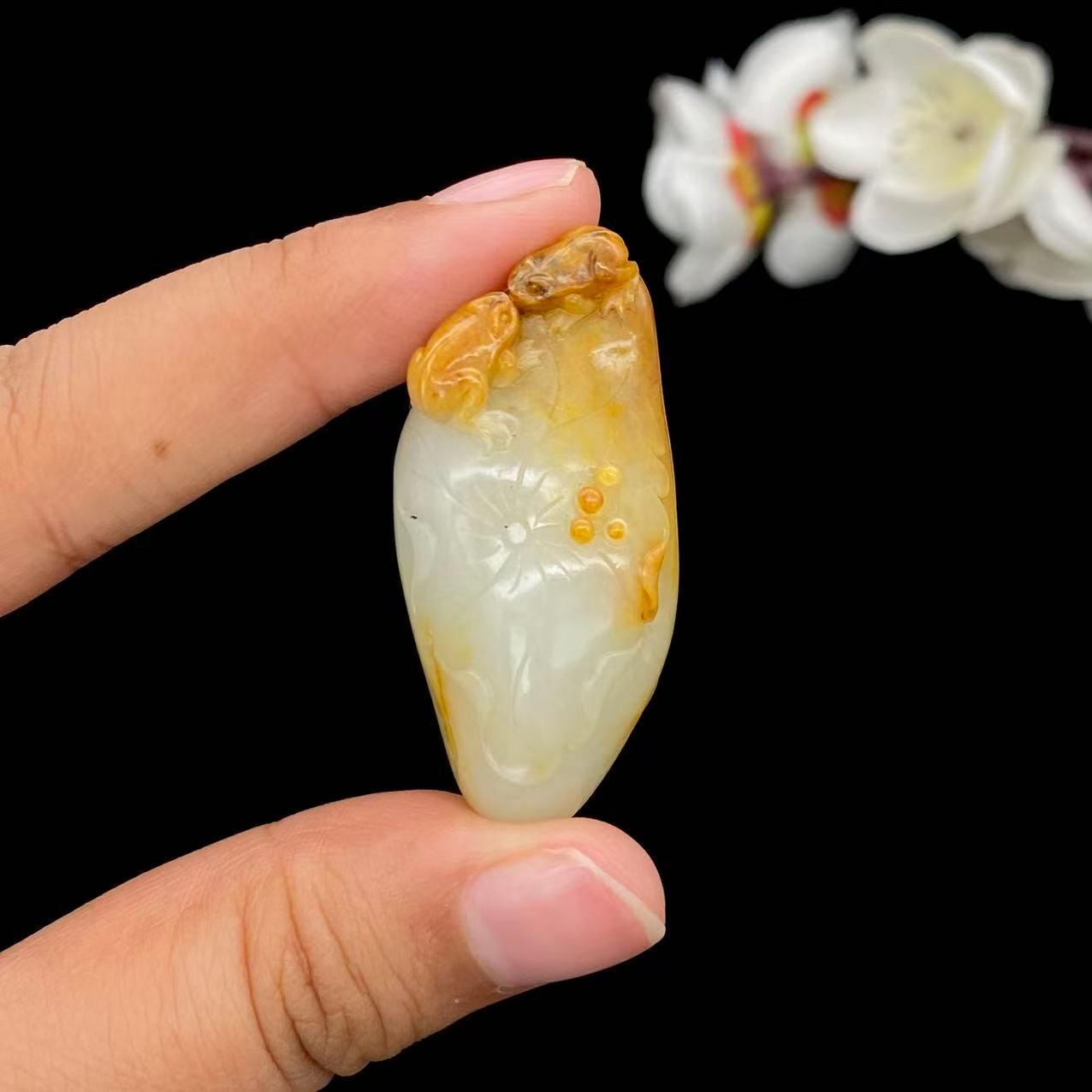 和田玉籽料【呱呱来财】(17.3g)