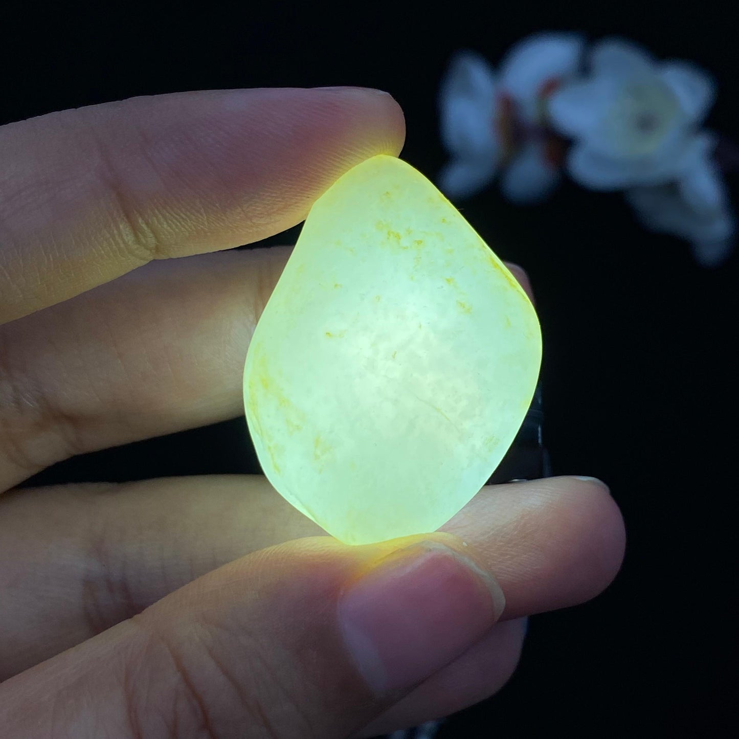 和田玉黄皮籽料吊坠籽(14.5g)
