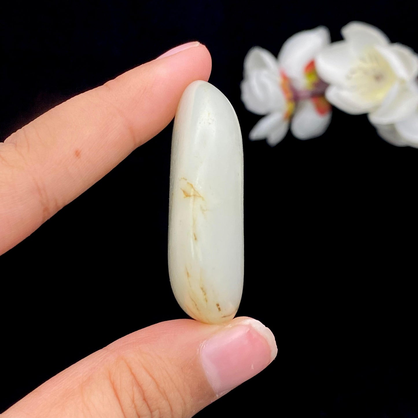 和田玉秋梨皮籽料挂件(36.7g)