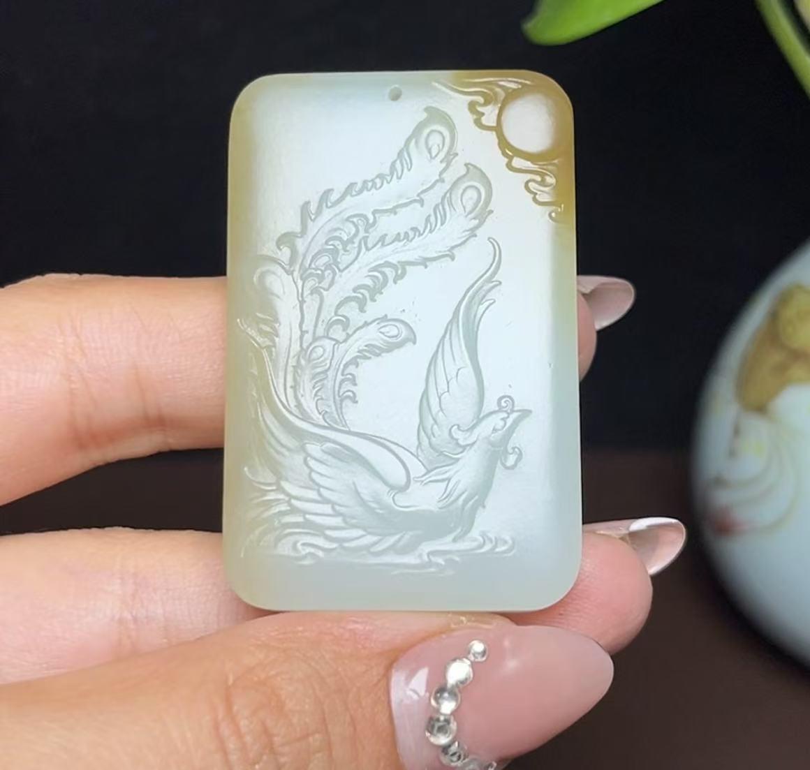 新疆和田玉且末糖白羊脂玉凤凰(35.2g)