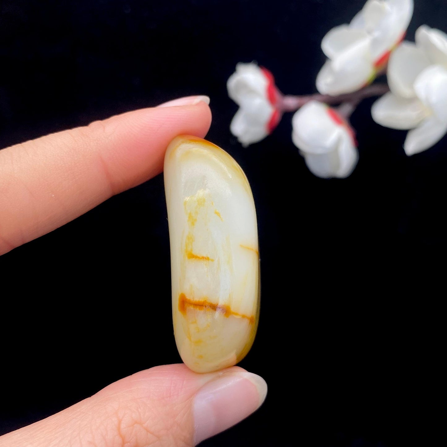 和田玉聚红皮籽料原石(31.2g)