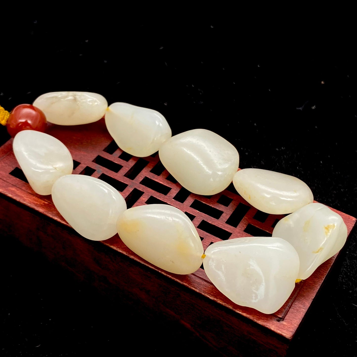 和田玉黄皮【精品手串】(51.7g)