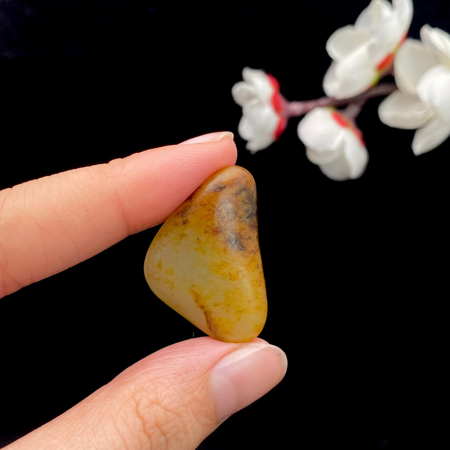 和田玉洒金皮籽料吊坠籽(7.7g)