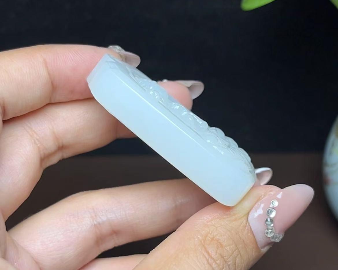 和田羊脂玉观音(39.3g)