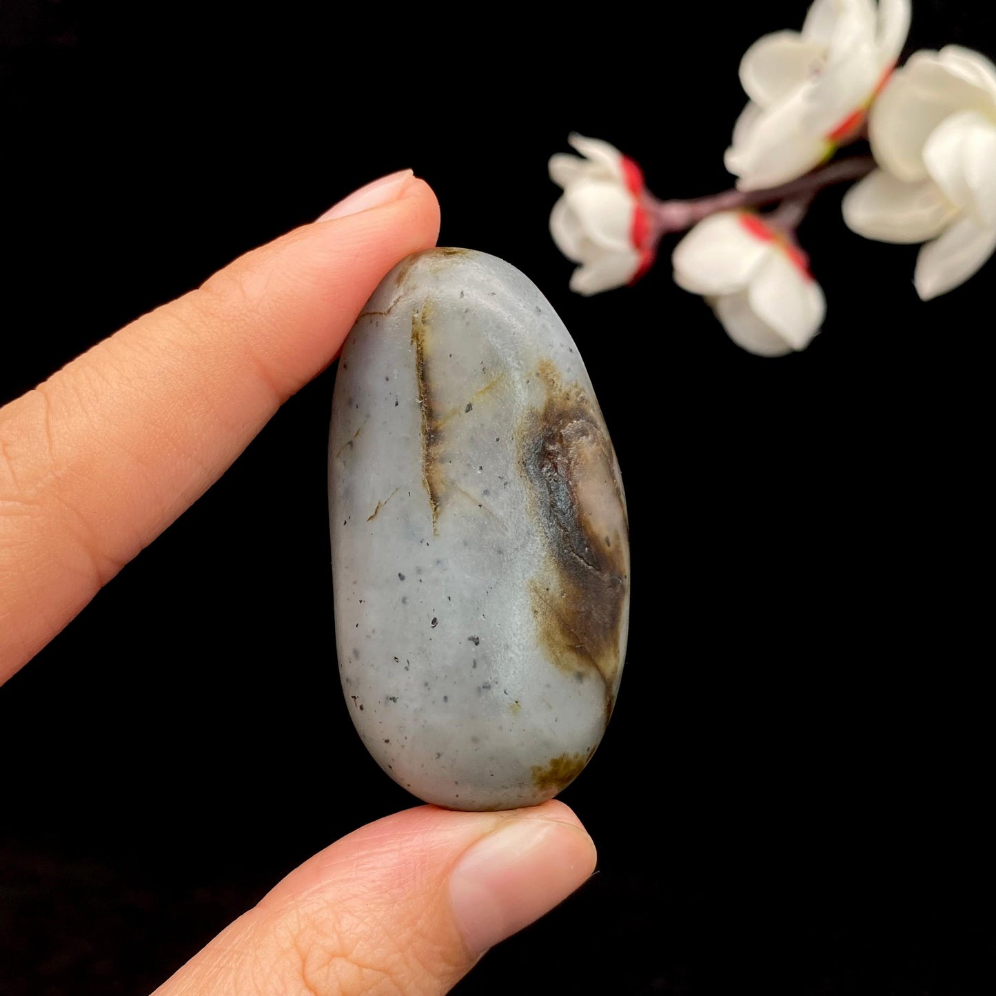 和田玉青花籽料原石(38.4g)
