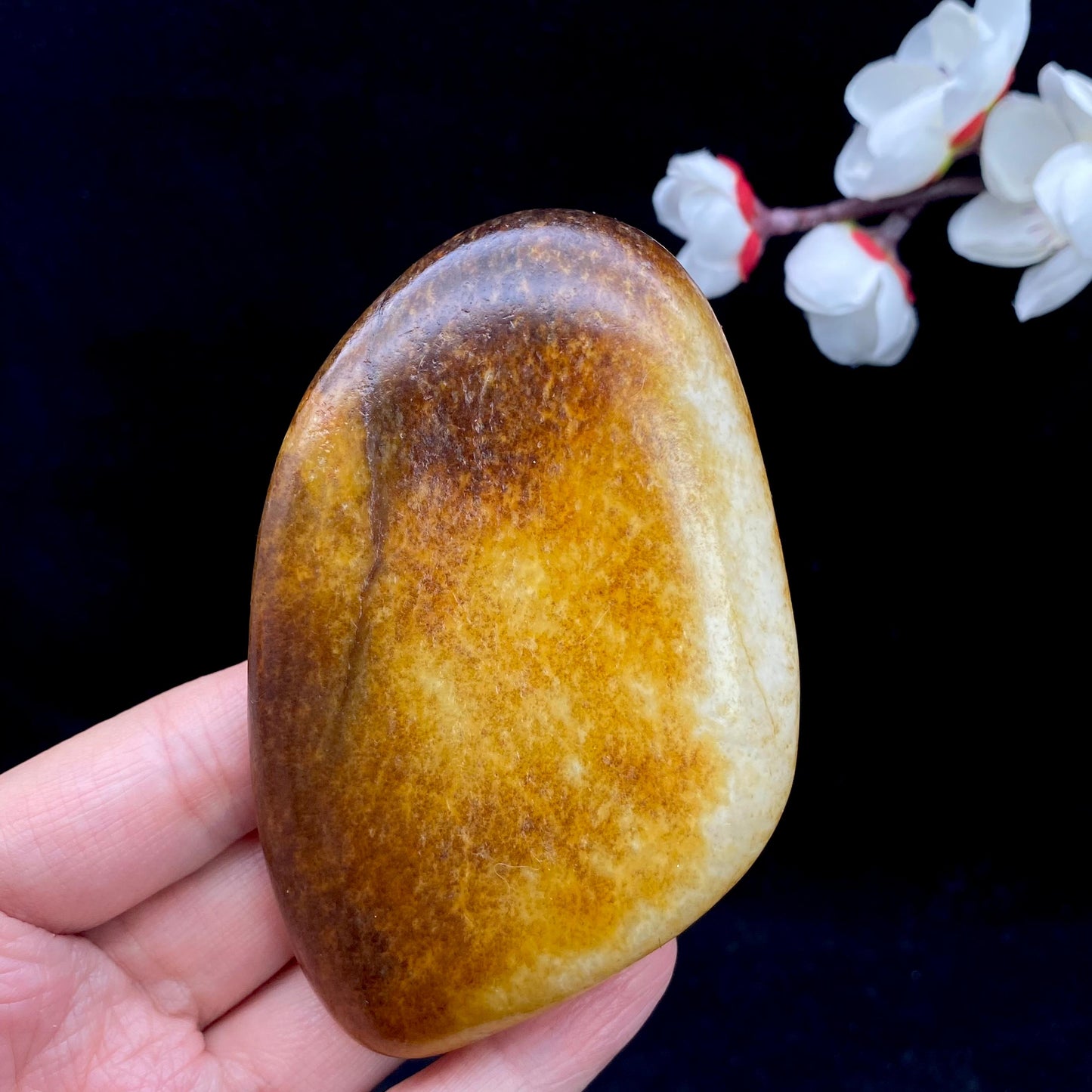 和田玉聚红皮籽料原石(216.5g)
