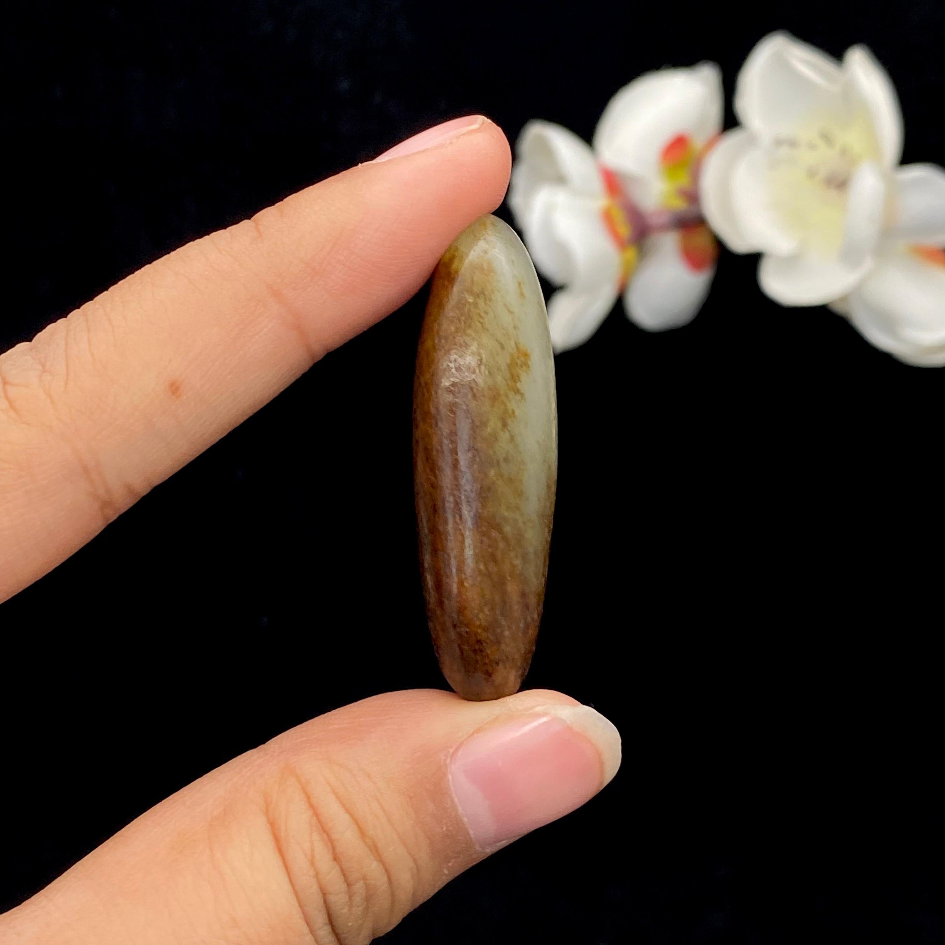 和田玉黄沁皮籽料挂件(22g)