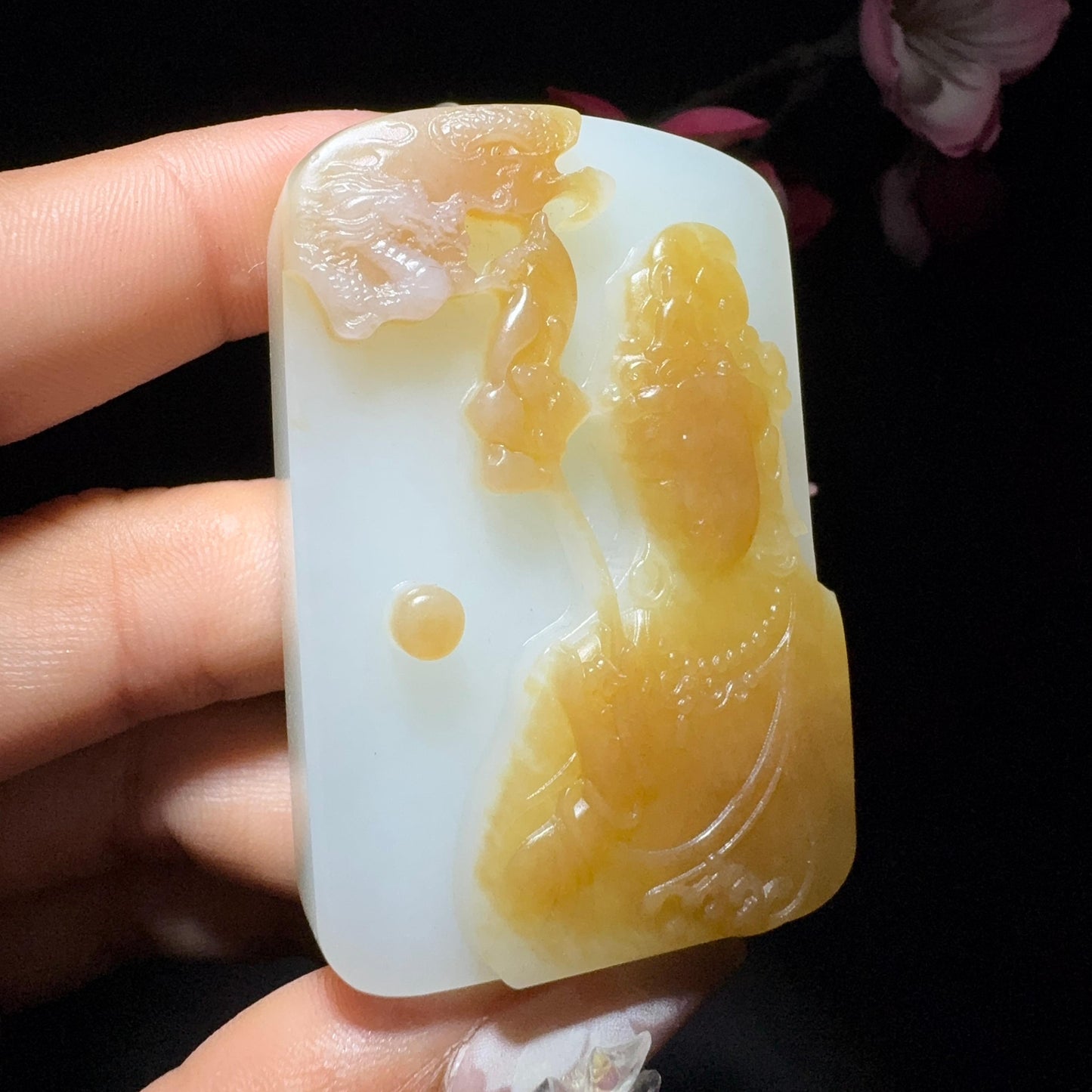 和田玉糖白玉观音挂件(80.9g)