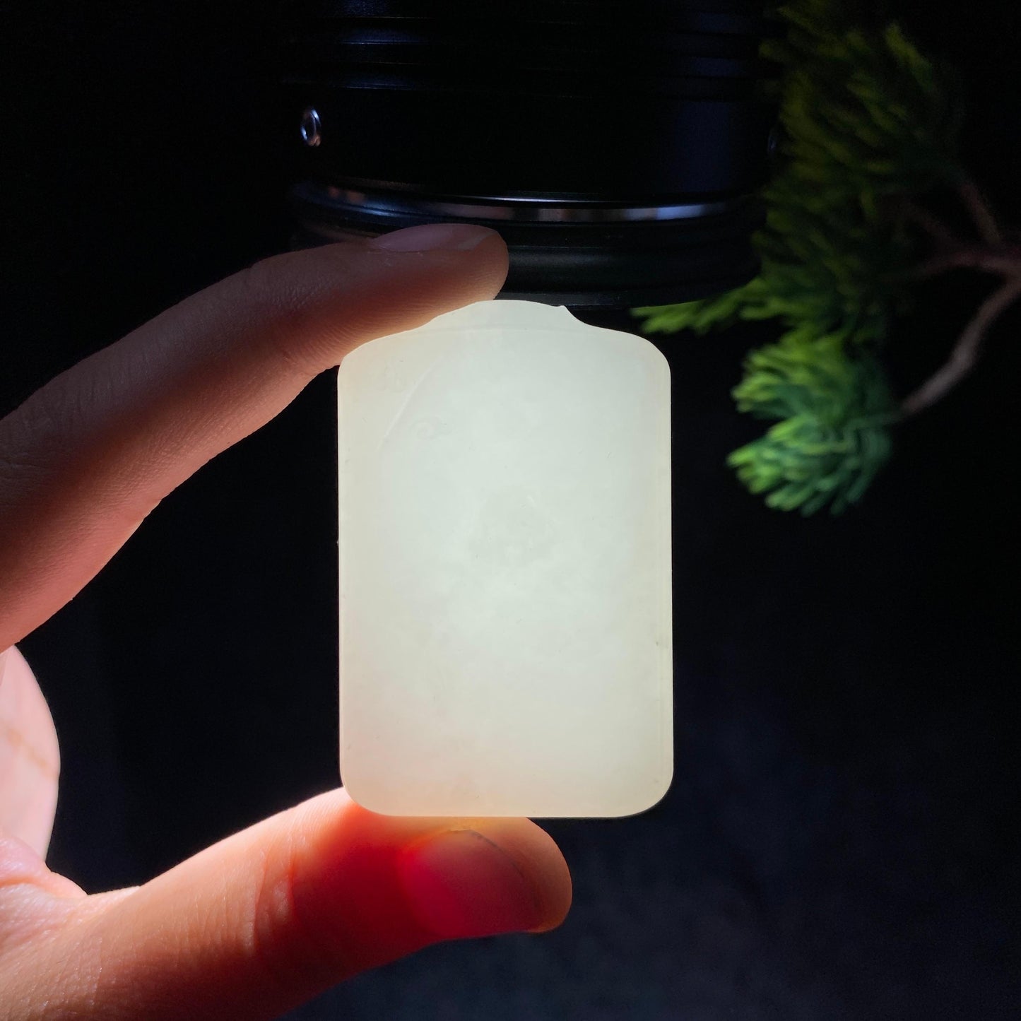 和田玉羊脂白玉无事牌(40.2g)