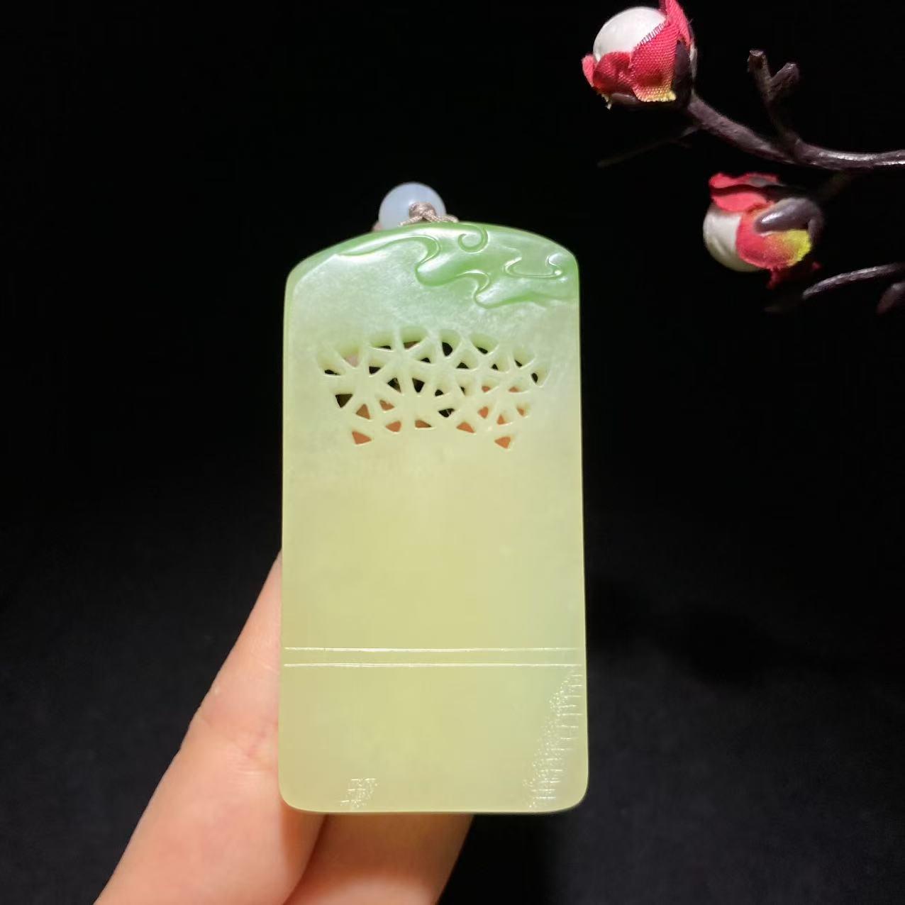 和田玉山流水喜上眉梢挂件(46.5g)