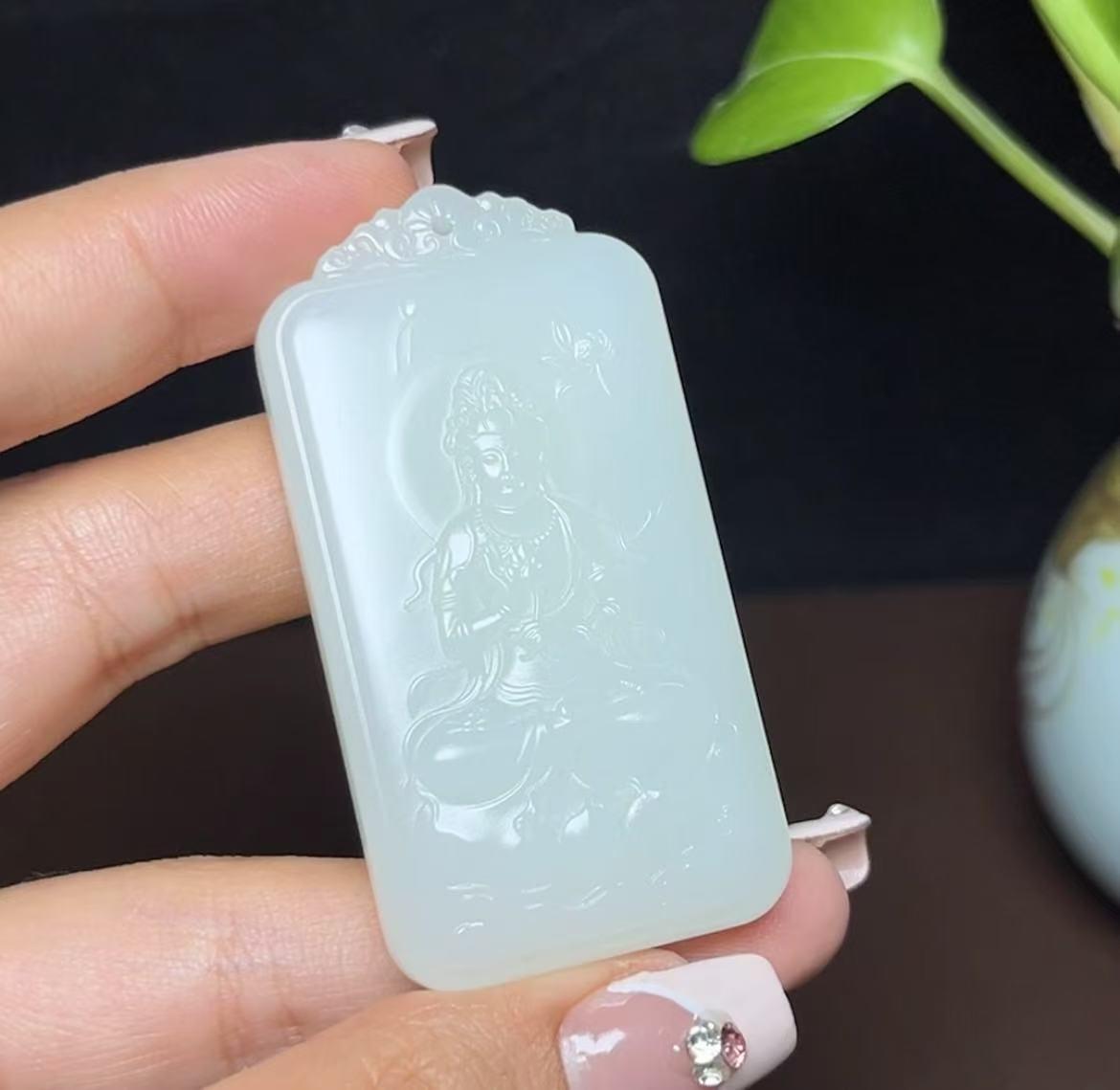 和田羊脂玉观音(39.6g)