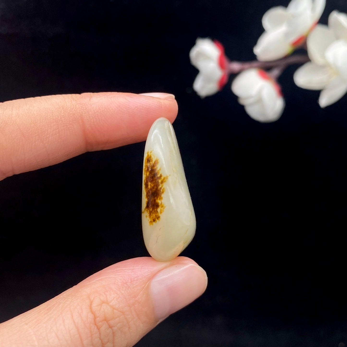 和田玉黄皮籽料原石(14.1g)