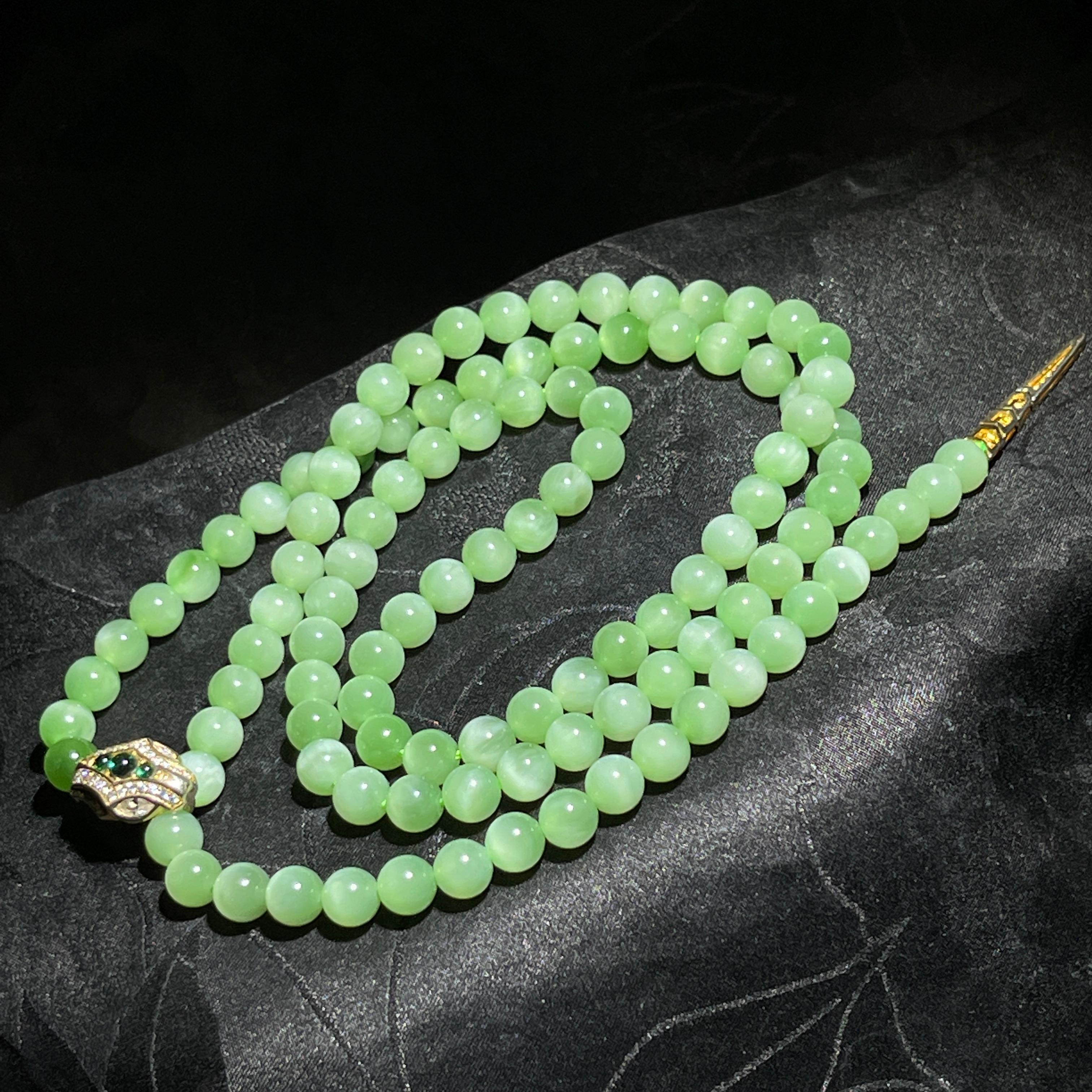 和田玉且末黑羊洞碧玉薄荷绿108颗项链(36.2g)