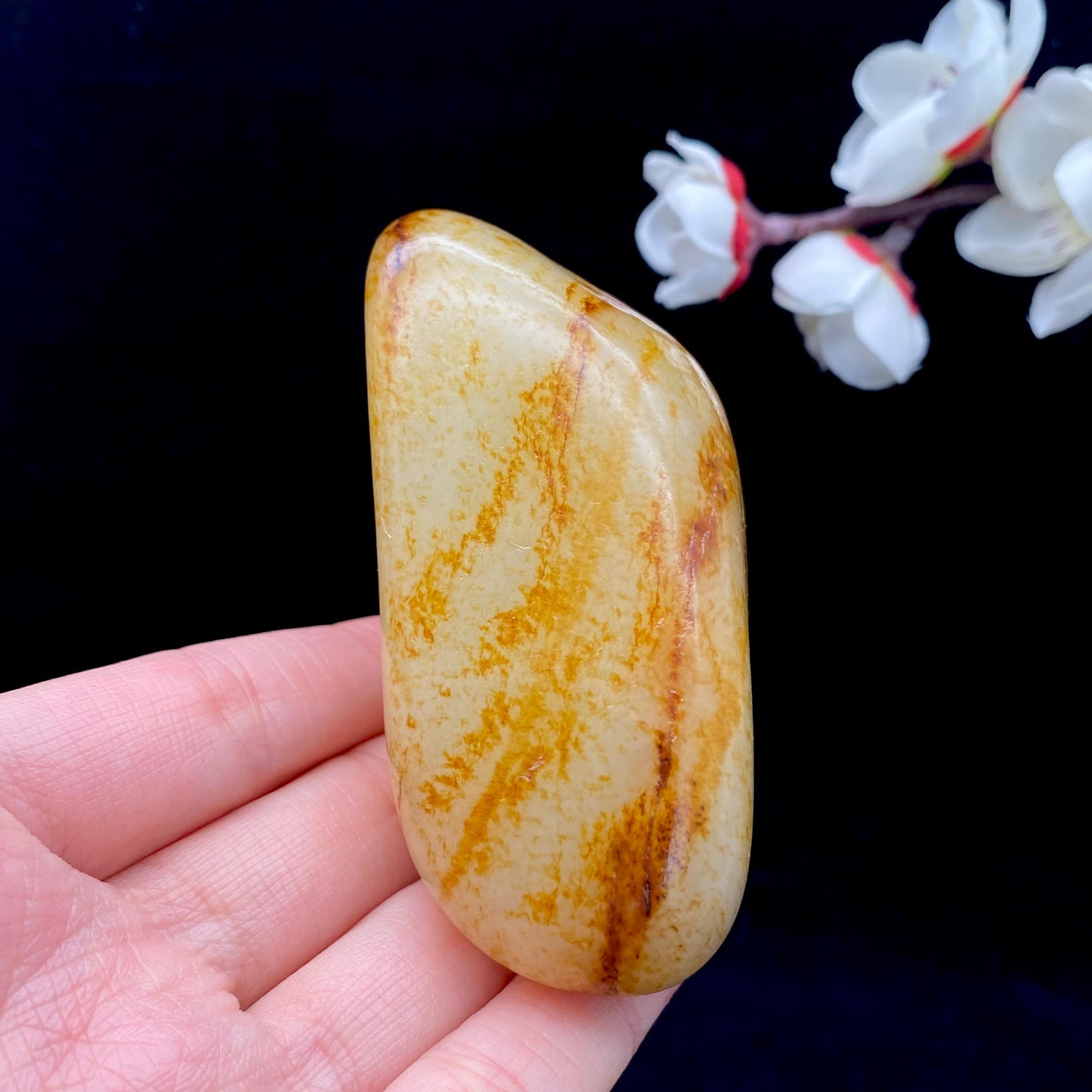 和田玉洒金皮籽料原石(207.4g)
