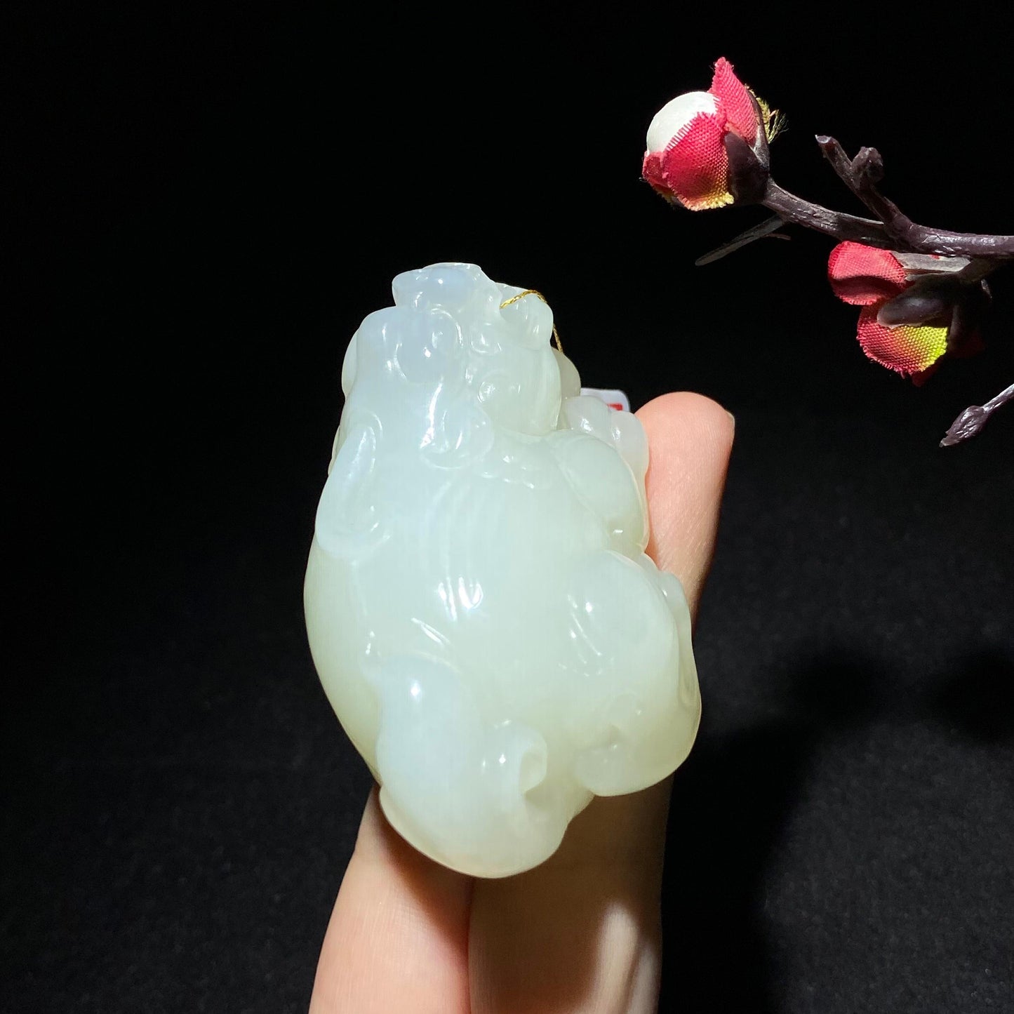 和田玉冰底紫罗兰貔貅手把件(92.5g)