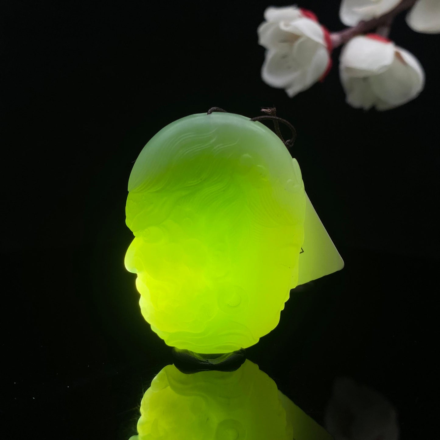 和田玉白玉带翠【一念之间】挂件(30g)