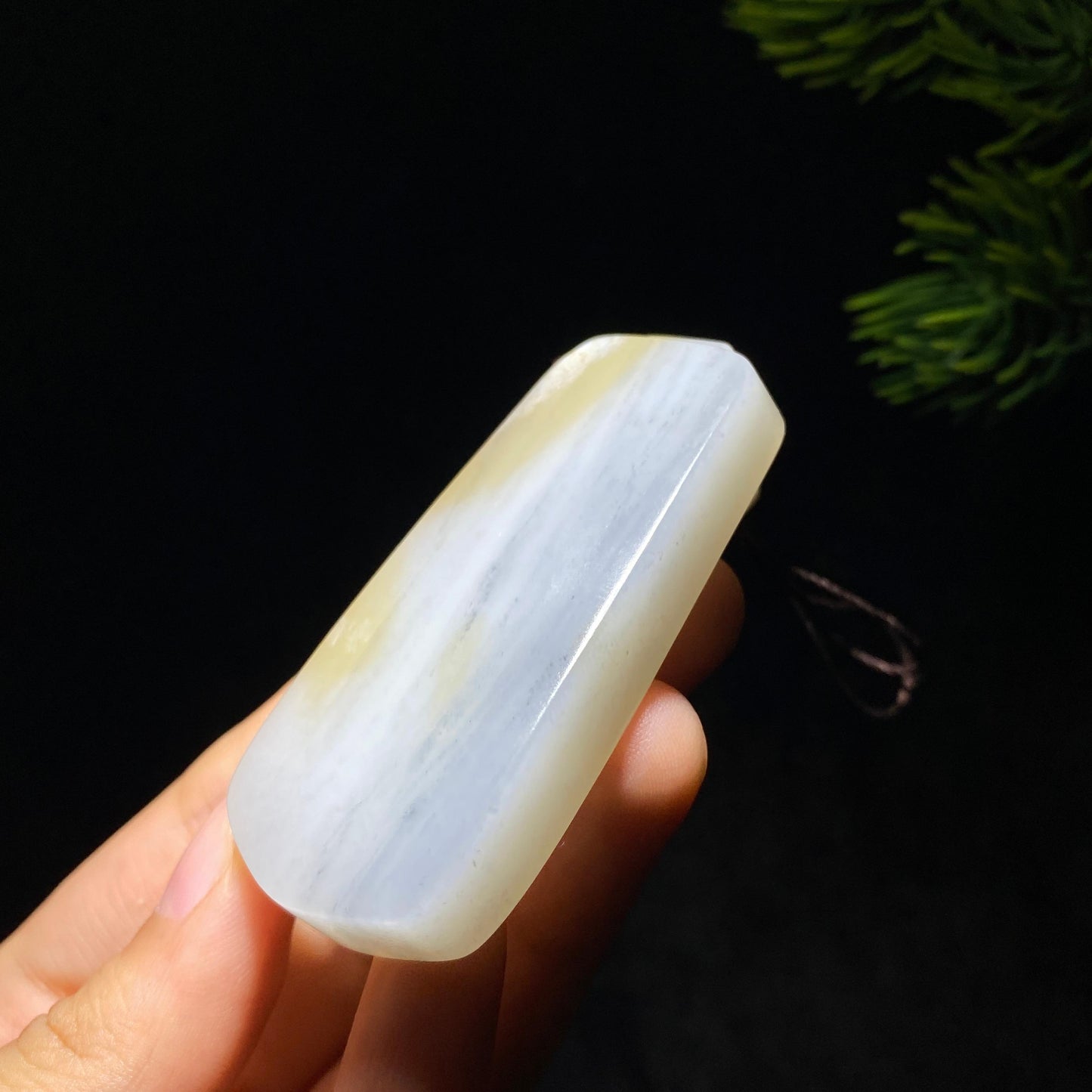 和田玉籽料无事牌(43.5g)