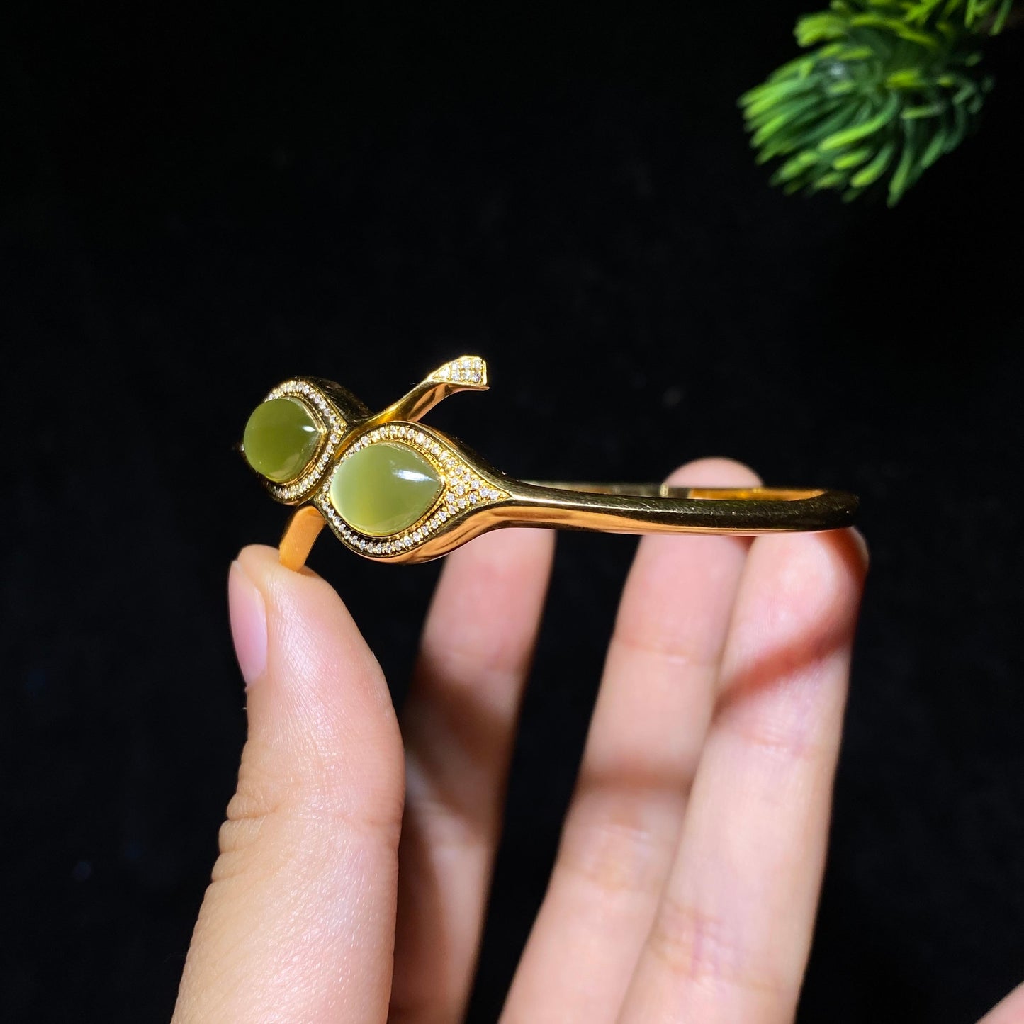 和田玉18k金碧玉猫眼钻石手镯(12.7g)