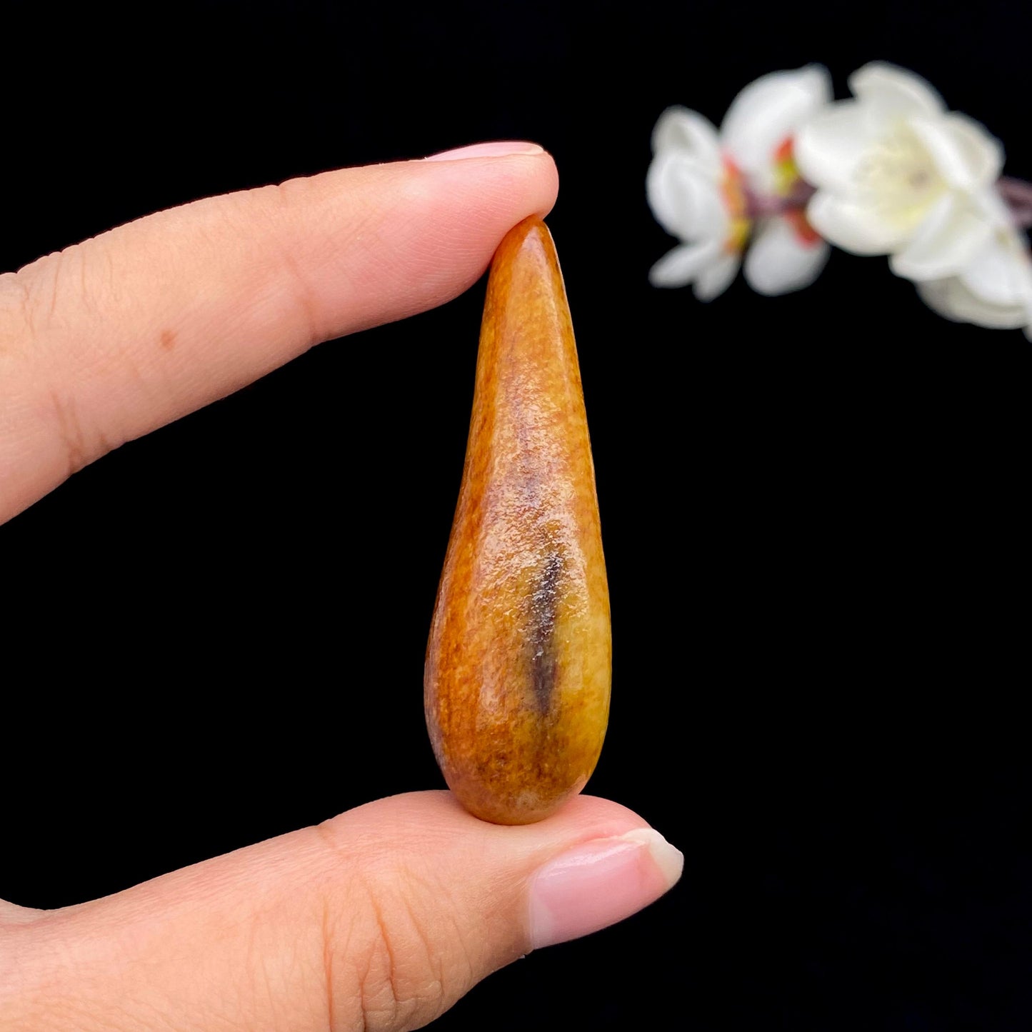 和田玉黄沁皮籽料原石(21.4g)