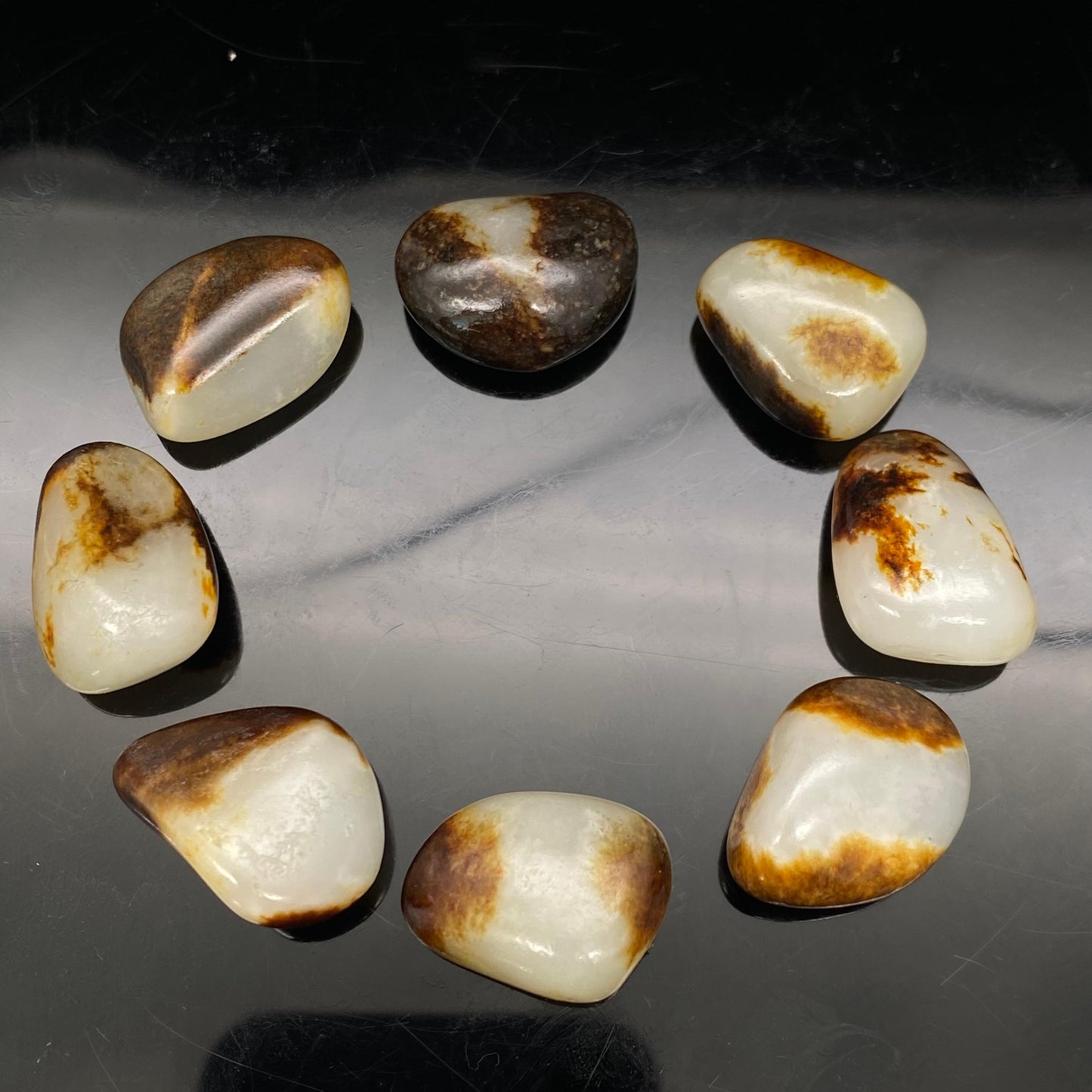 和田玉黑黄皮【精品手串】(45.4g)