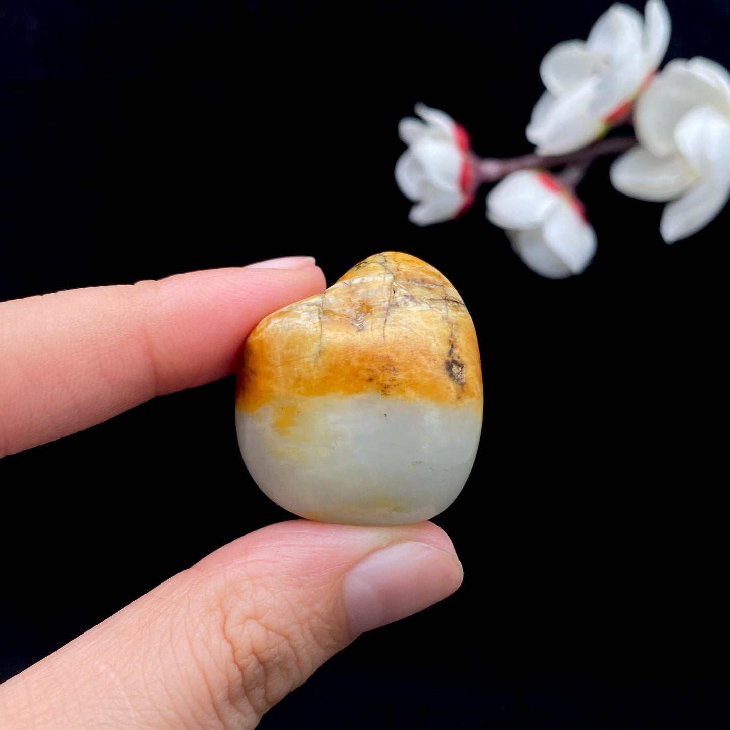 和田玉聚黄皮籽料原石(25g)
