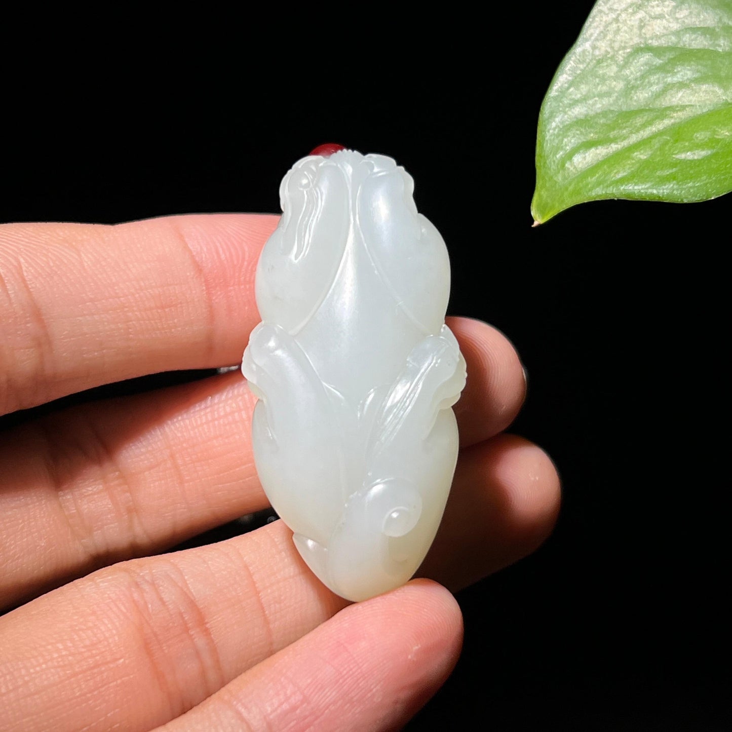 和田玉籽料天然皮色貔貅挂件(28.6g)