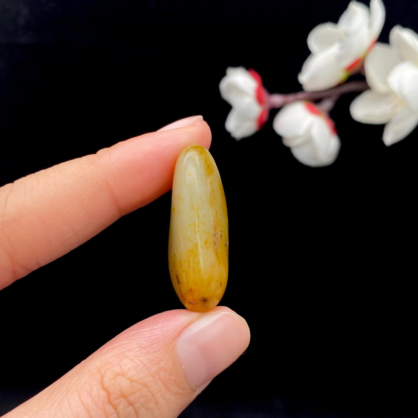 和田玉聚黄皮籽料原石(10.3g)