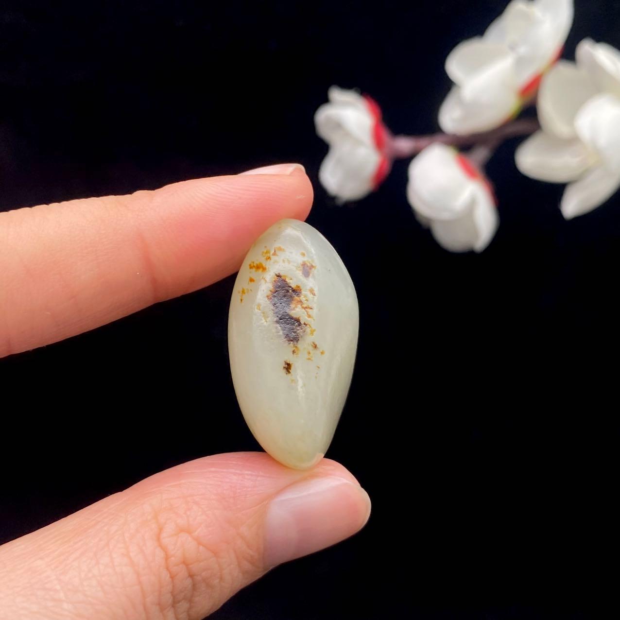 和田玉黄皮籽料原石(15g)