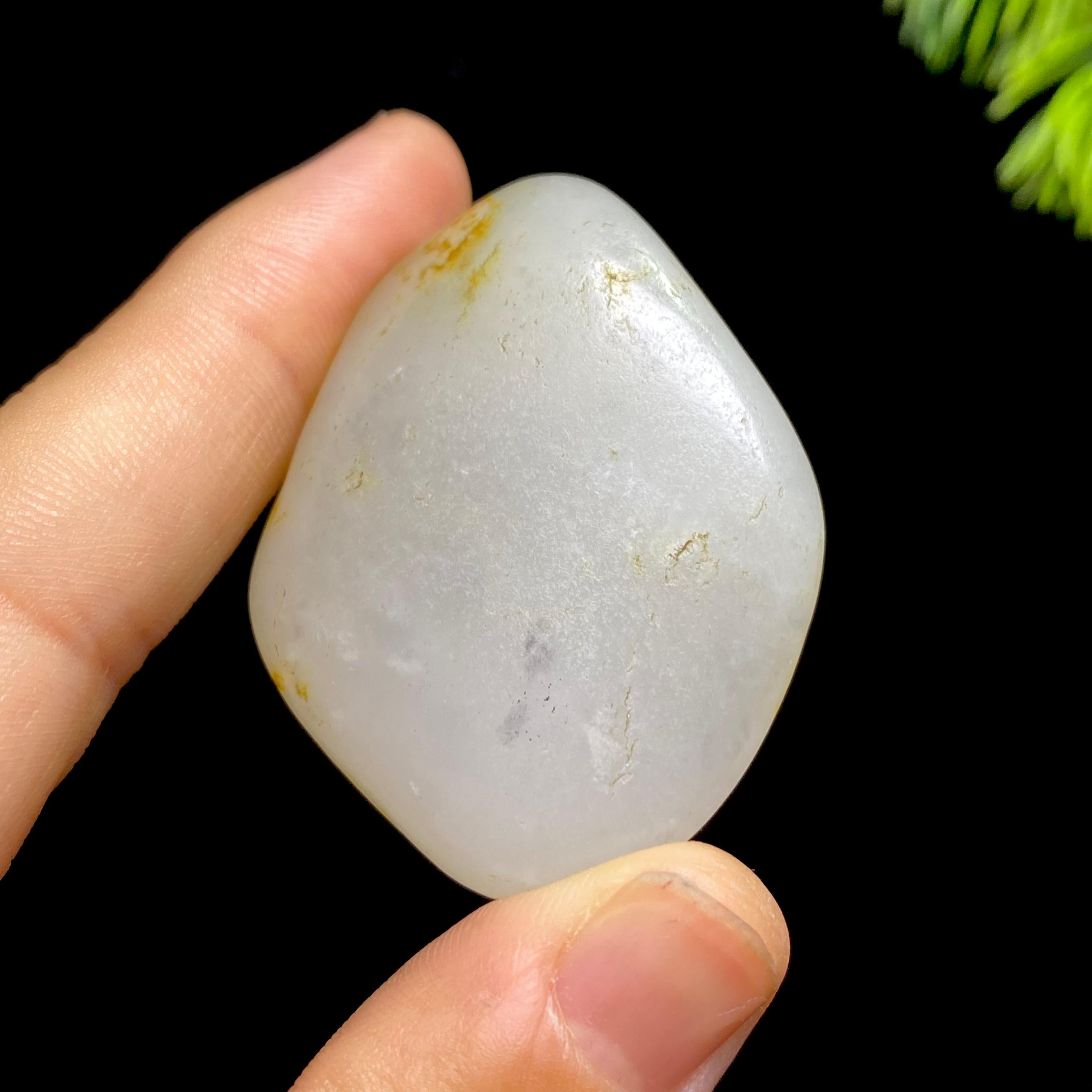 和田玉洒金皮籽料原石(29.7g)