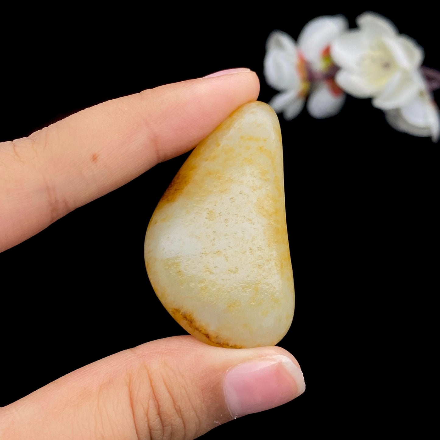 和田玉满洒金皮籽料挂件(32g)