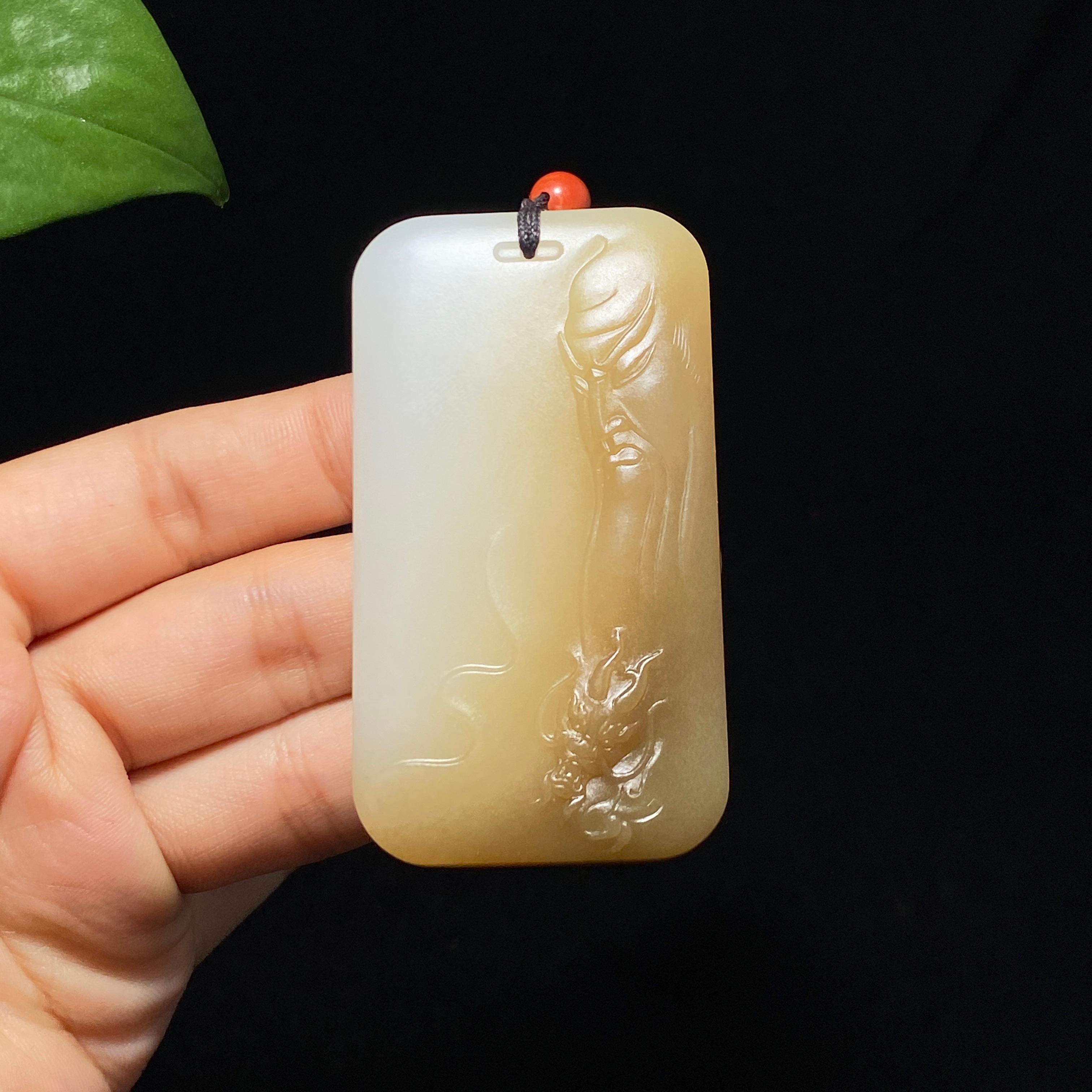 收藏级新疆且末糖白玉关公挂件(78.0g)