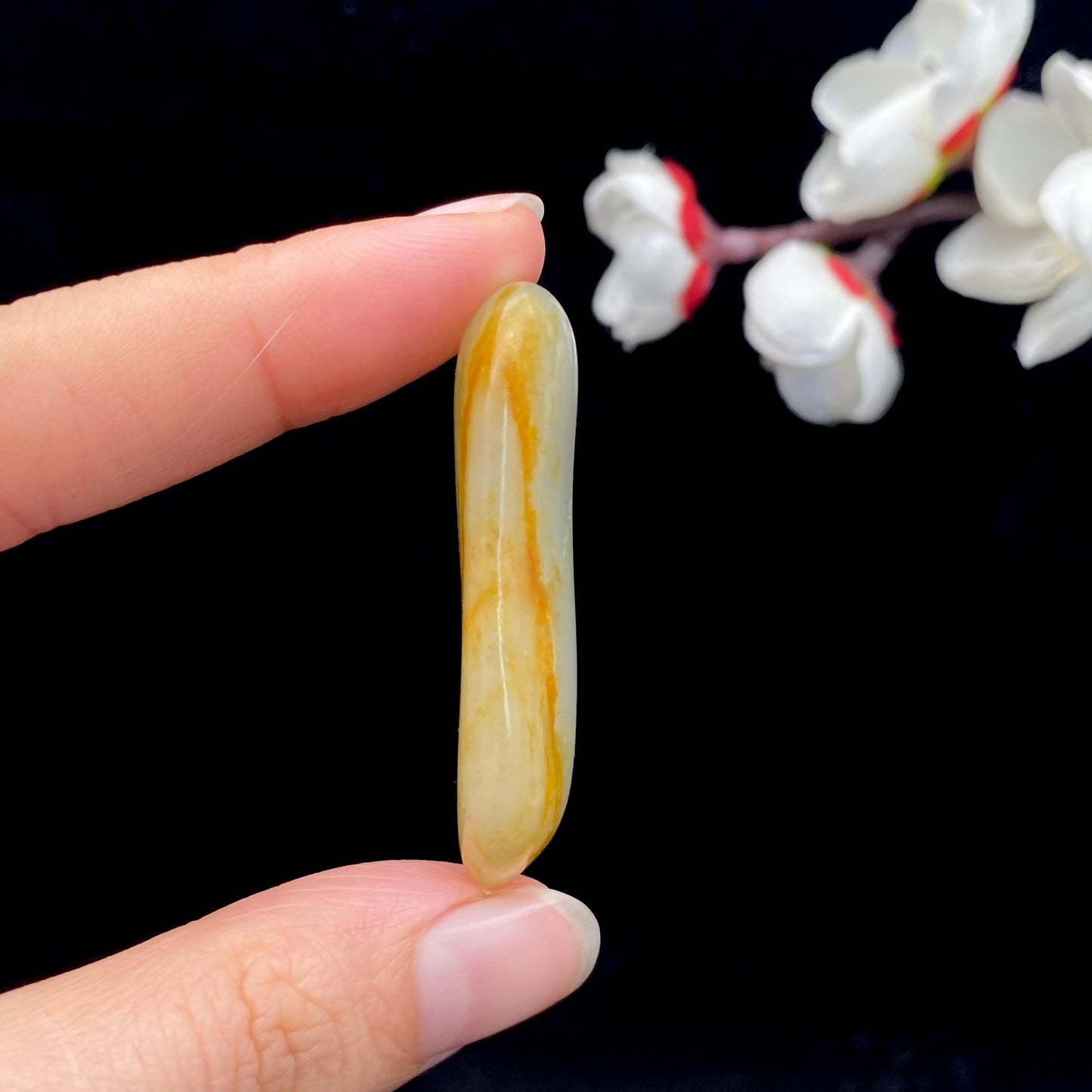 和田玉洒金皮籽料原石(12.7g)
