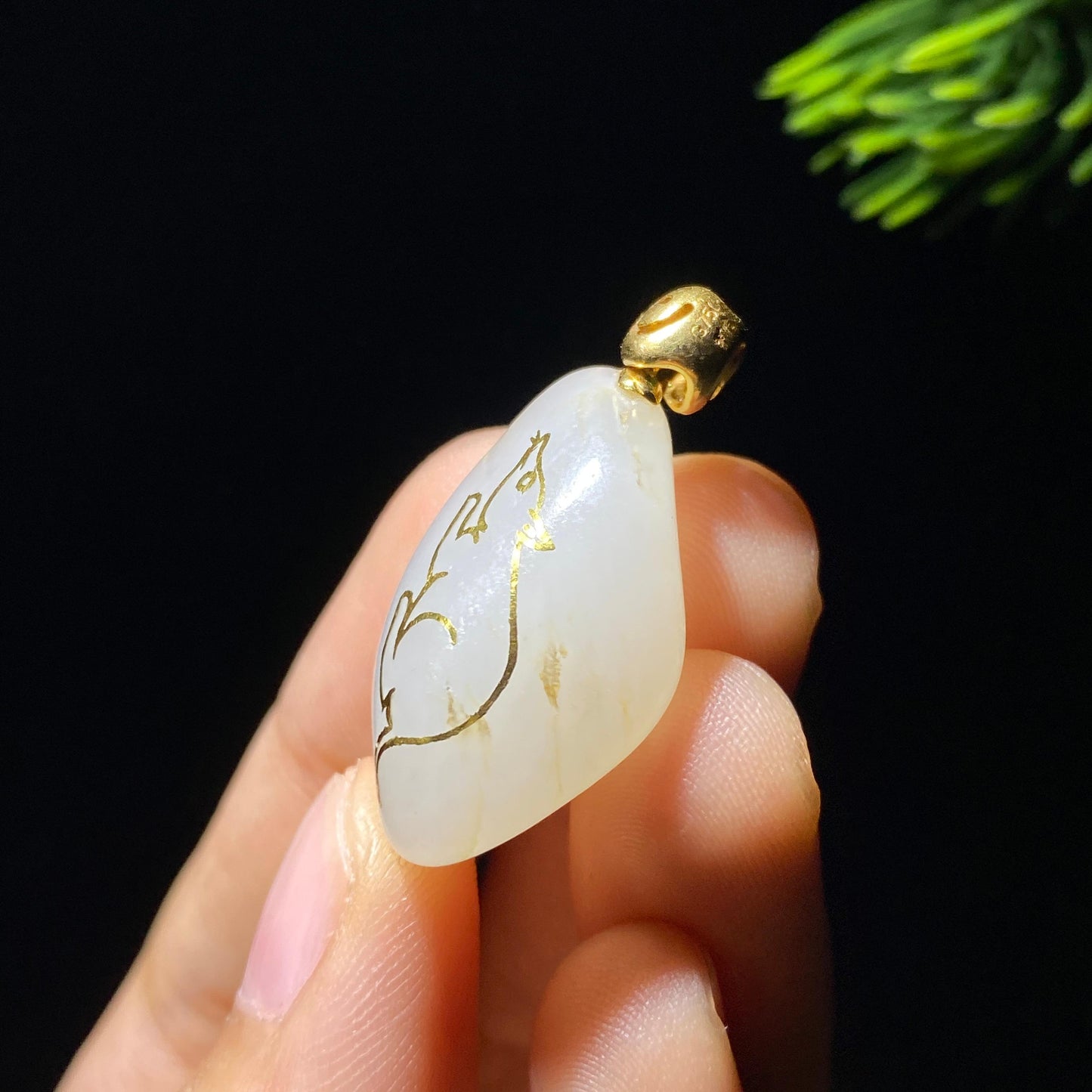 和田玉白玉18k金扣头搓金籽料原石(7.3g)